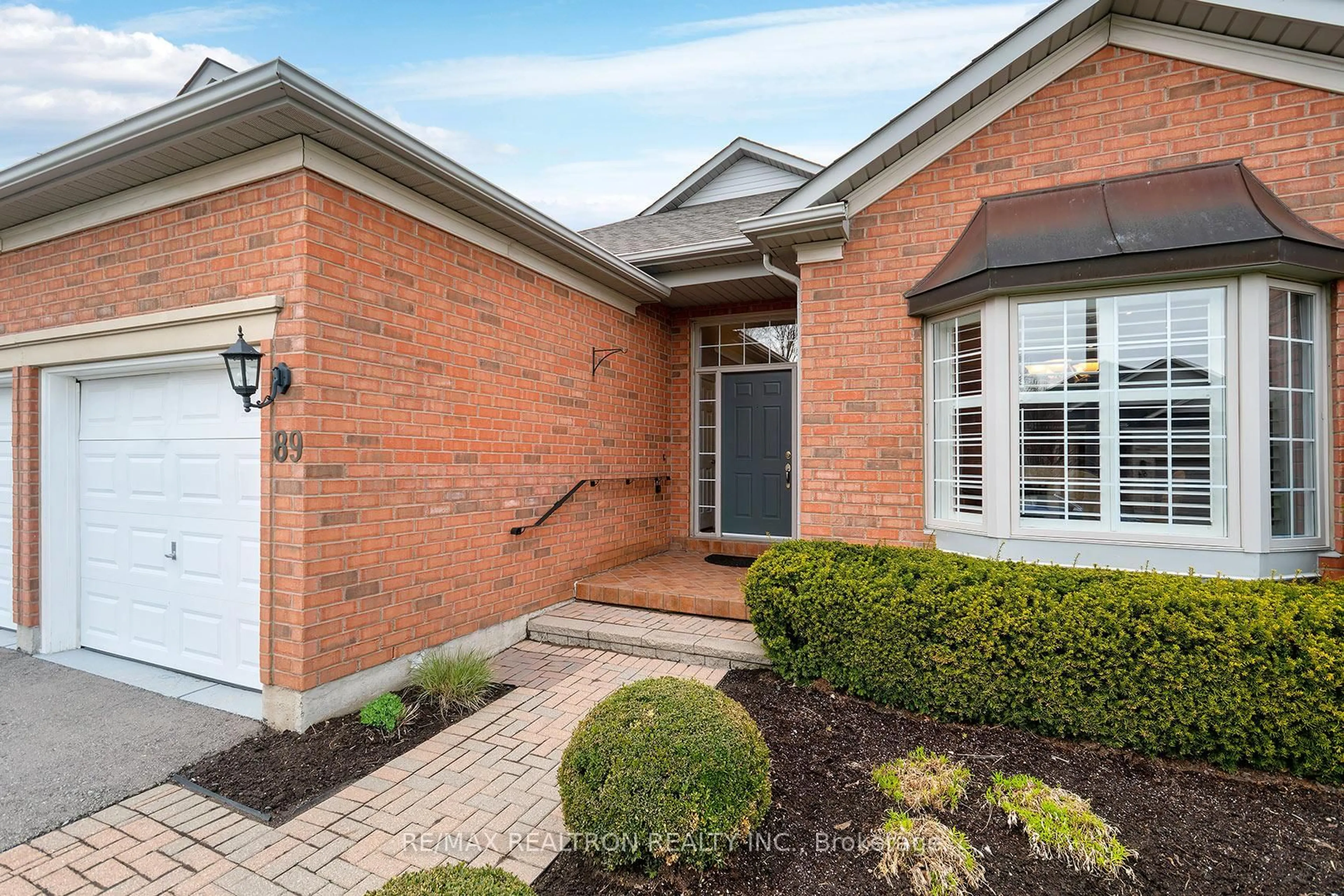 Home with brick exterior material, street for 89 Couples Gallery, Whitchurch-Stouffville Ontario L4A 1M7