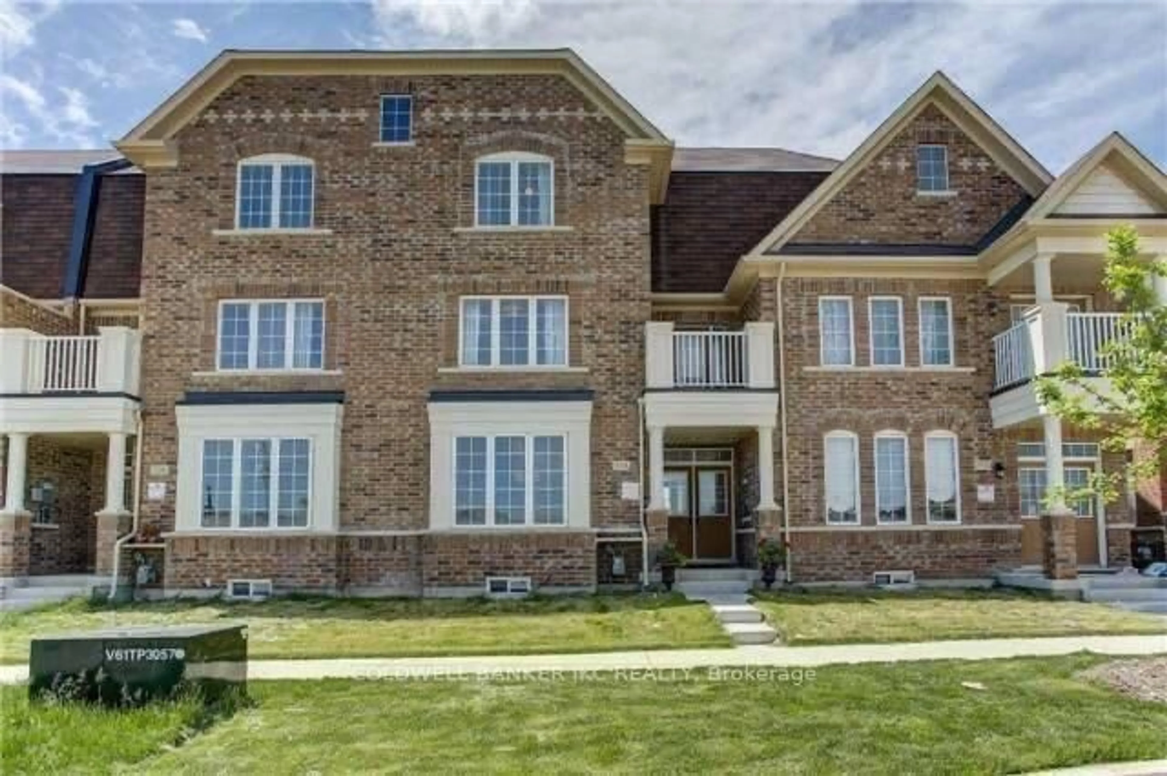 Home with brick exterior material, street for 310 Barons St, Vaughan Ontario L4H 4H4