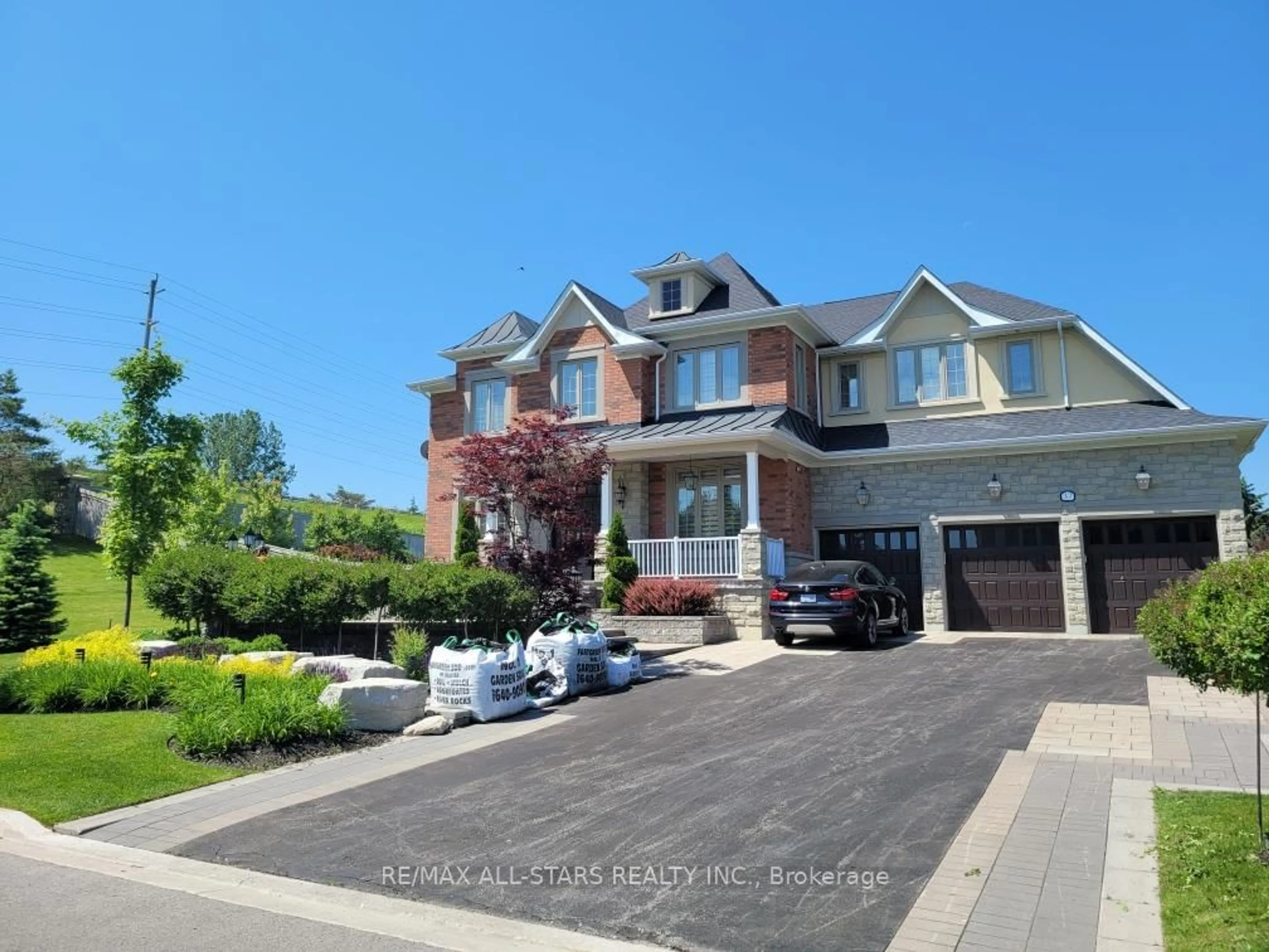 Unknown for 37 Country Club Cres #37, Uxbridge Ontario L9P 0B8