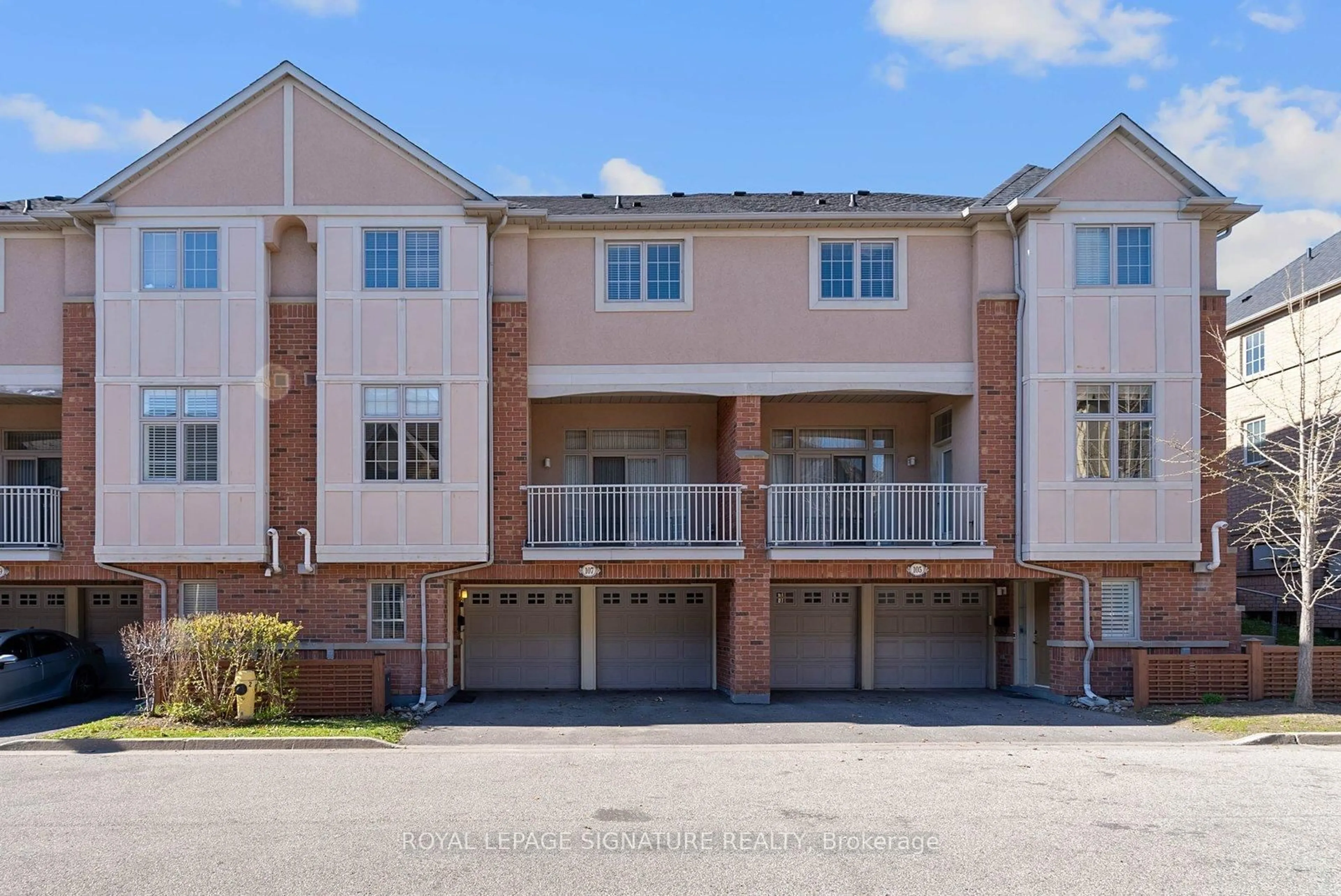 Unknown for 107 Legends Way, Markham Ontario L3R 6A6