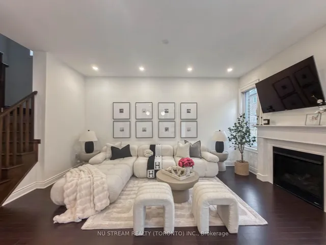 89 Hartney Dr, Richmond Hill 3