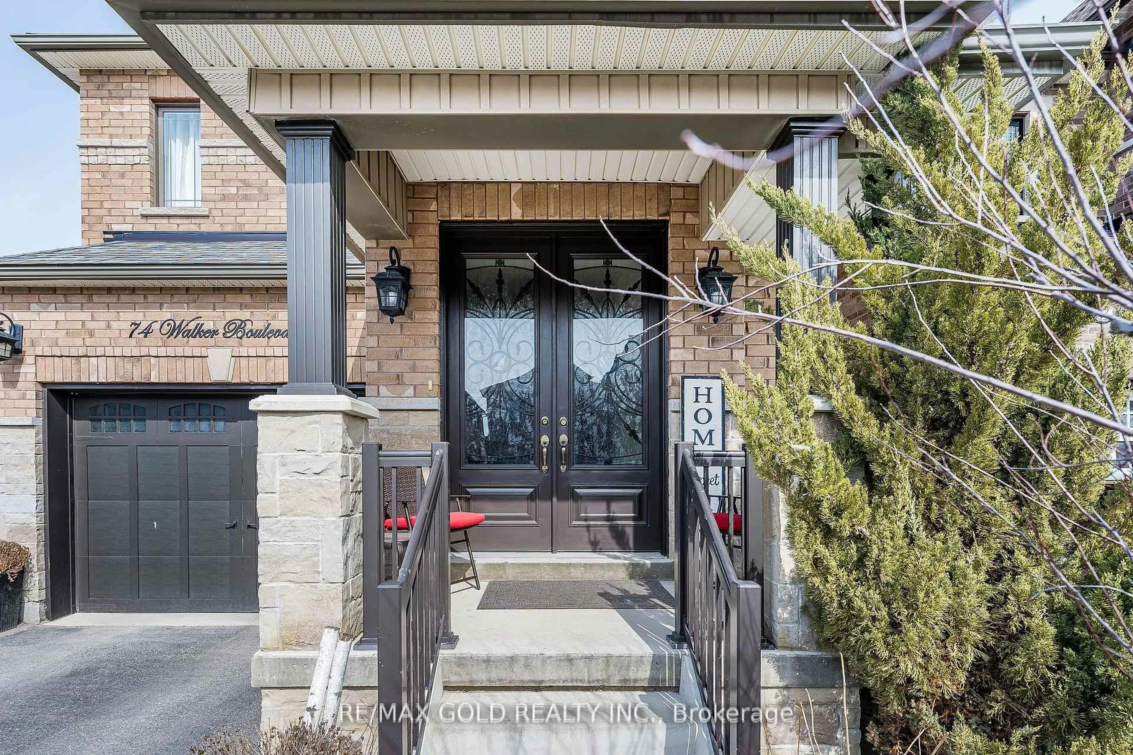 Home with brick exterior material, street for 74 Walker Blvd, New Tecumseth Ontario L9R 0N3