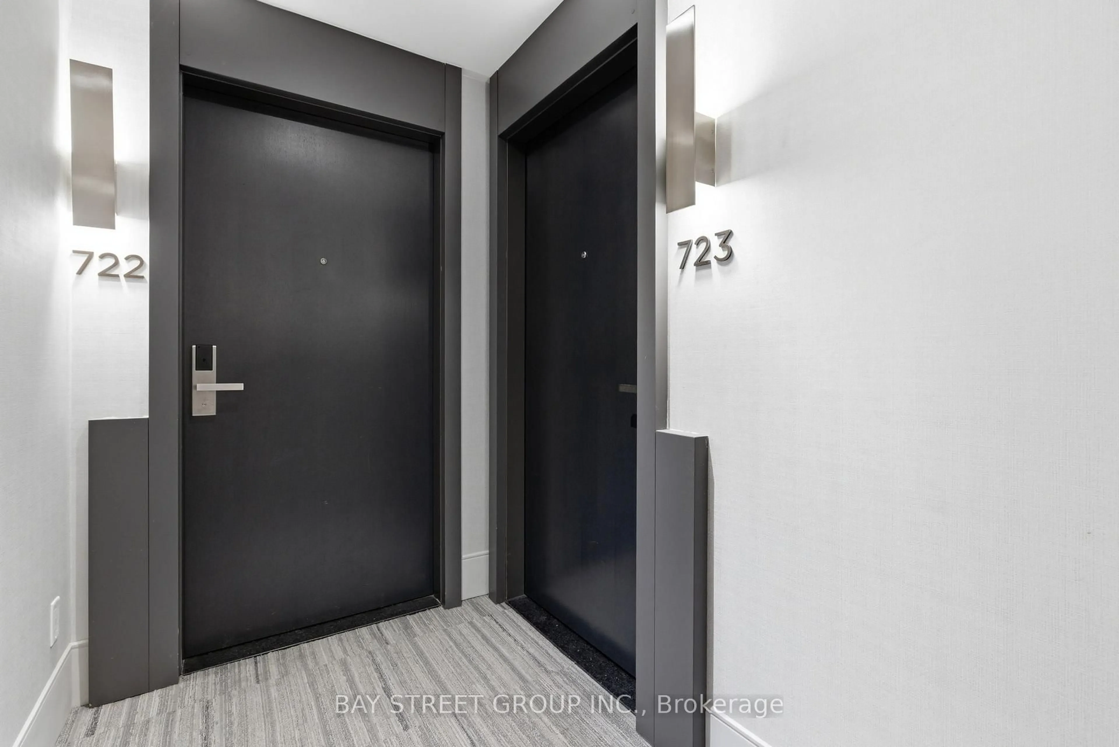 Indoor entryway for 38 Water Walk Dr #723, Markham Ontario L3R 6M8