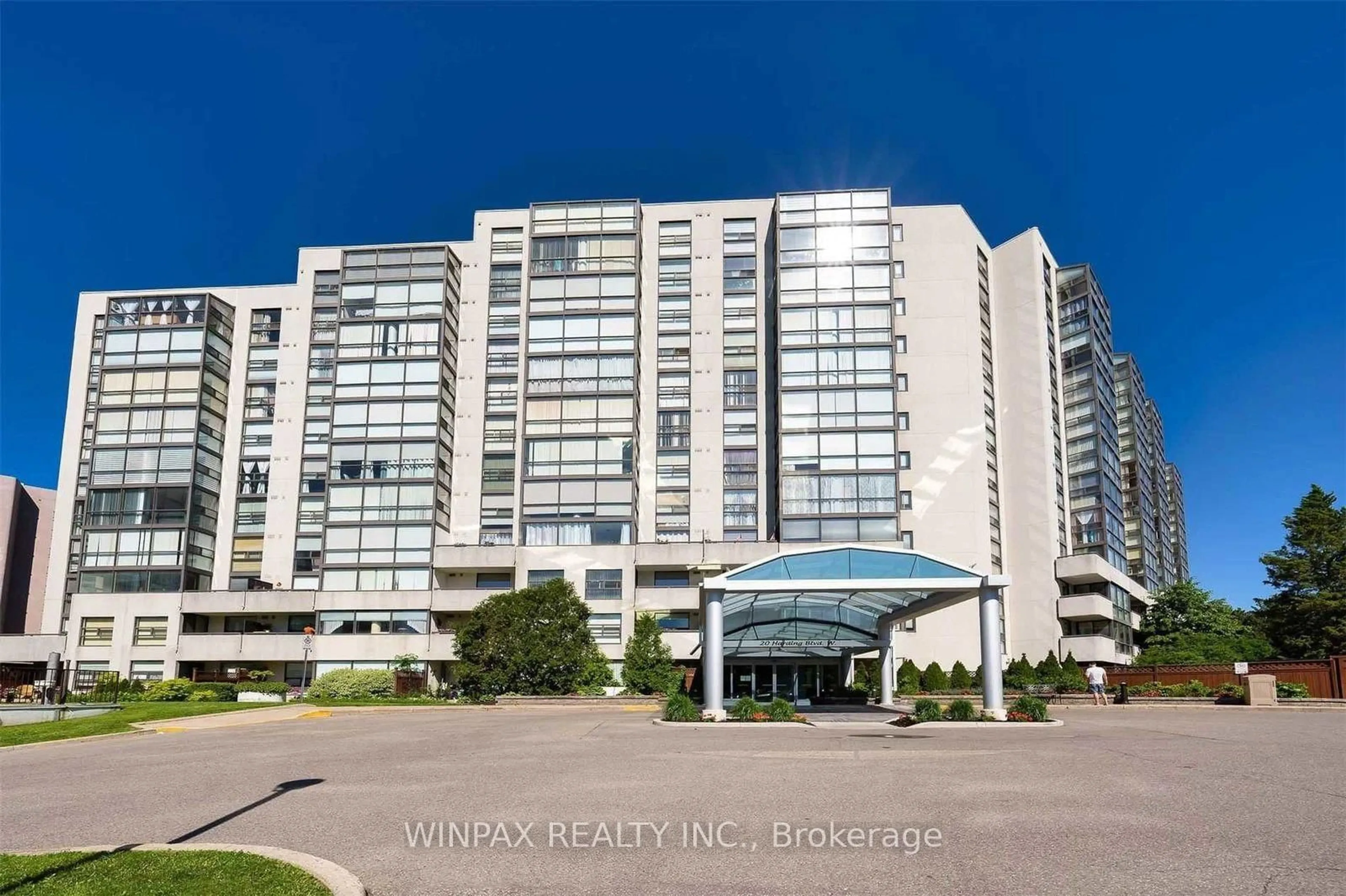 Indoor foyer for 20 Harding Blvd #1202, Richmond Hill Ontario L4C 9S4