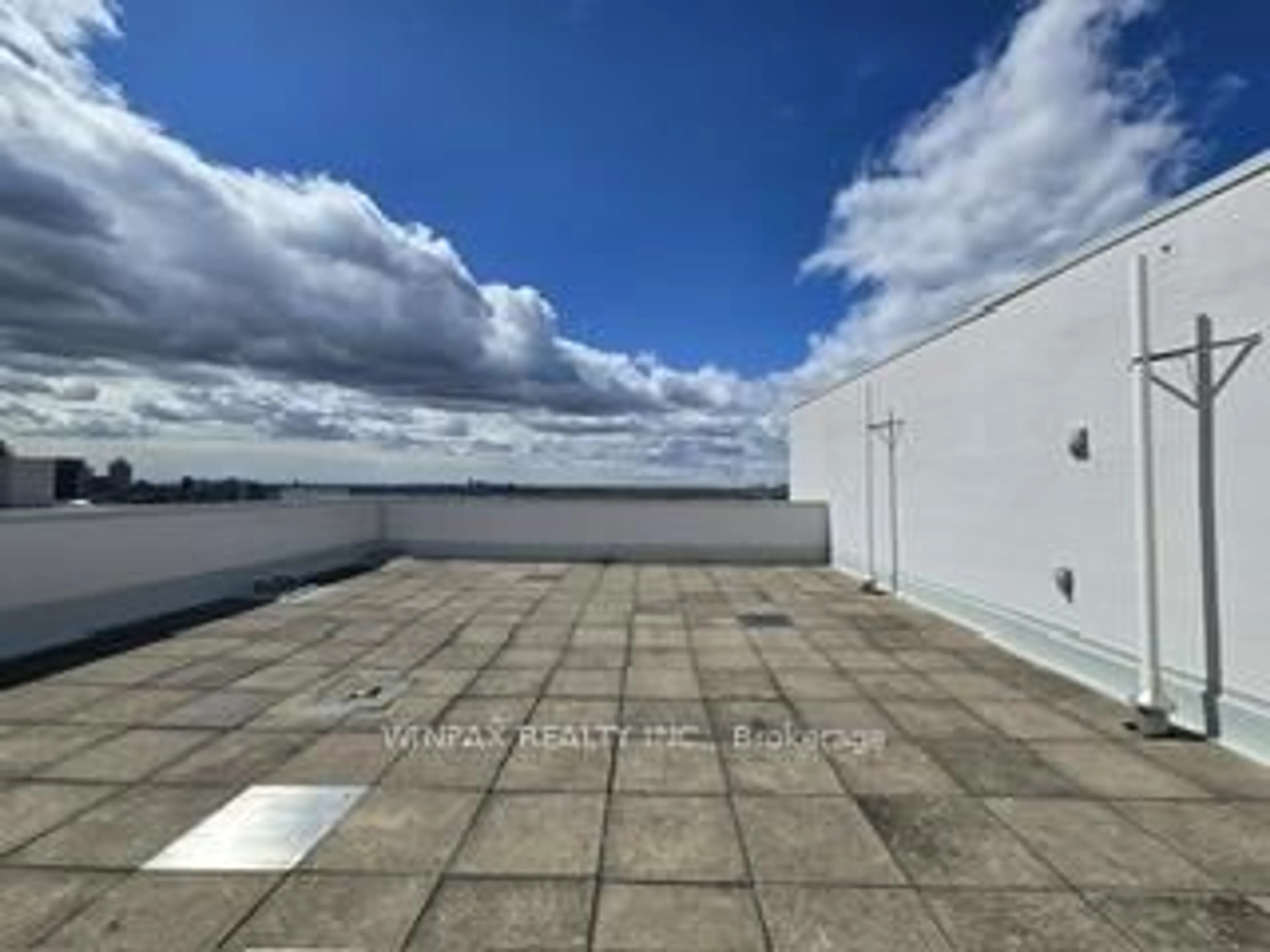 A pic from outside/outdoor area/front of a property/back of a property/a pic from drone, unknown for 20 Harding Blvd #1202, Richmond Hill Ontario L4C 9S4