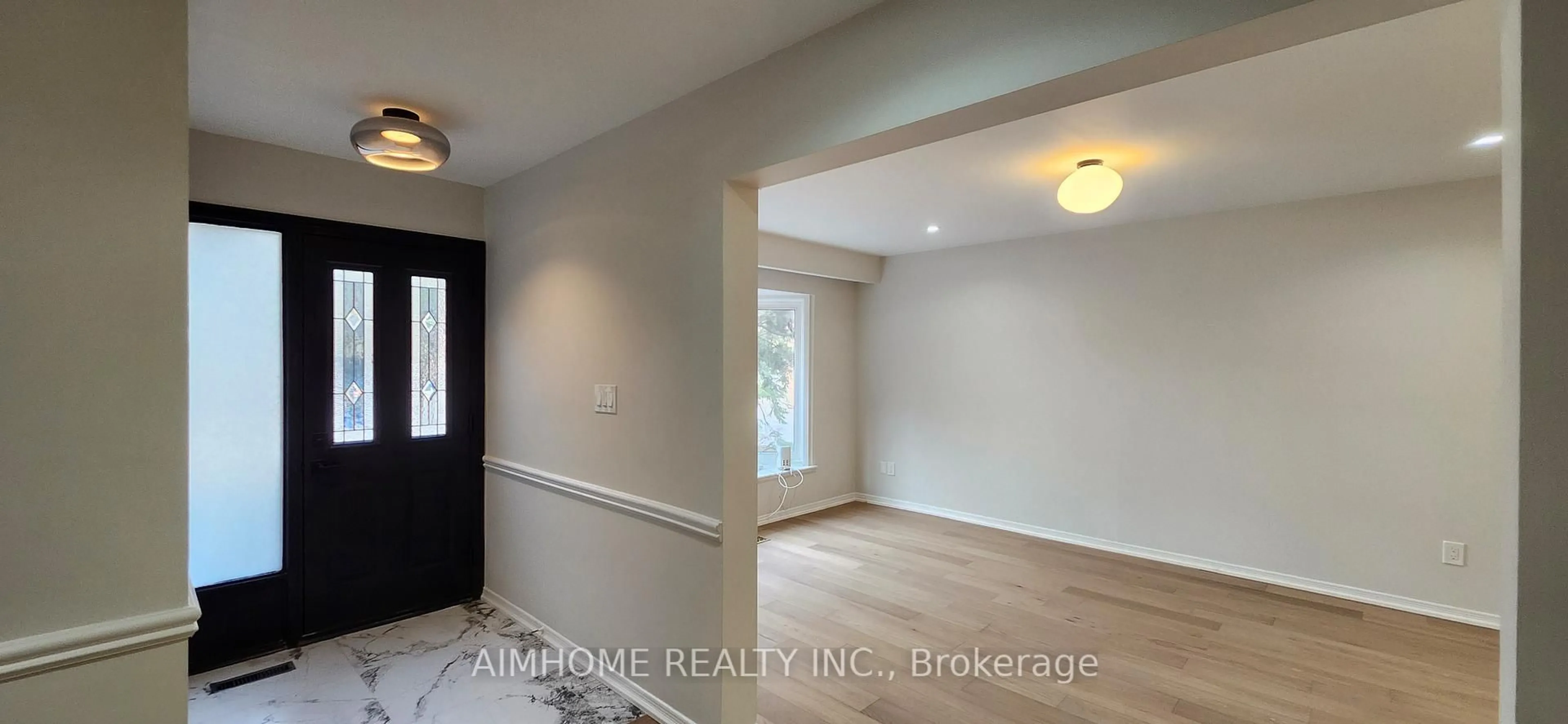 Unknown for 31 Spanhouse Cres, Markham Ontario L3R 4E2
