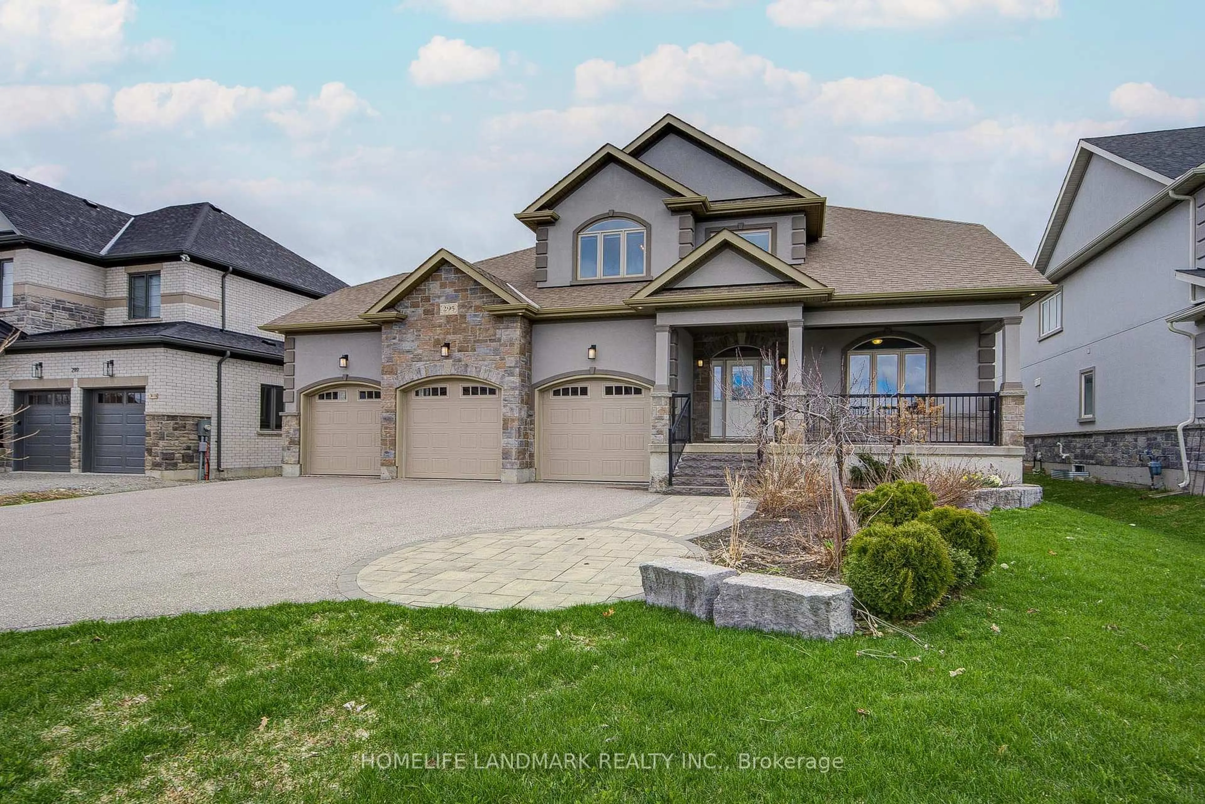 Home with brick exterior material, street for 295 Sunnybrae Ave, Innisfil Ontario L9S 0K9