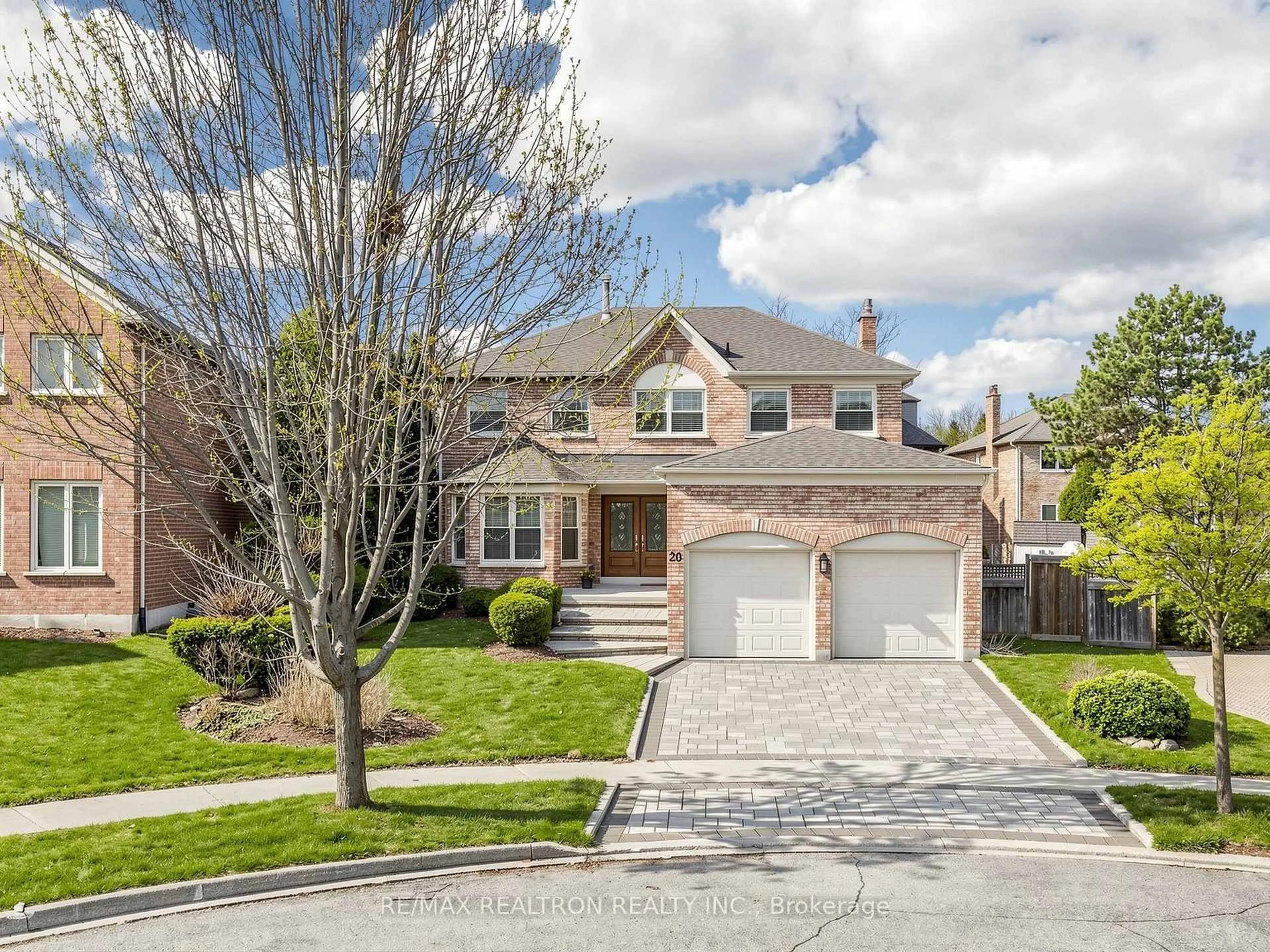 Home with brick exterior material, street for 20 Amberwood Crt, Markham Ontario L3R 9N1