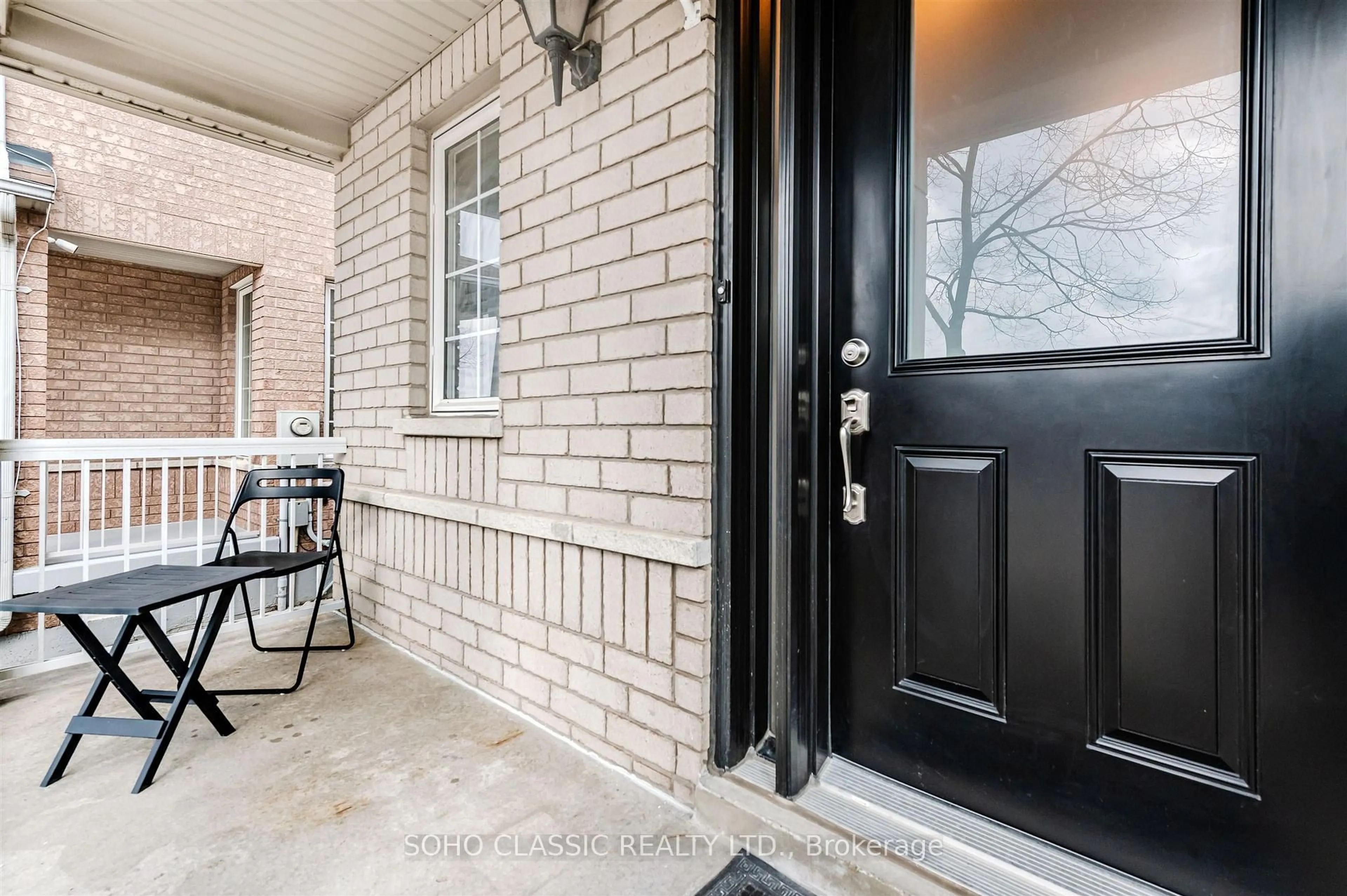 Indoor entryway for 67 Dybal St, Vaughan Ontario L4H 2L2