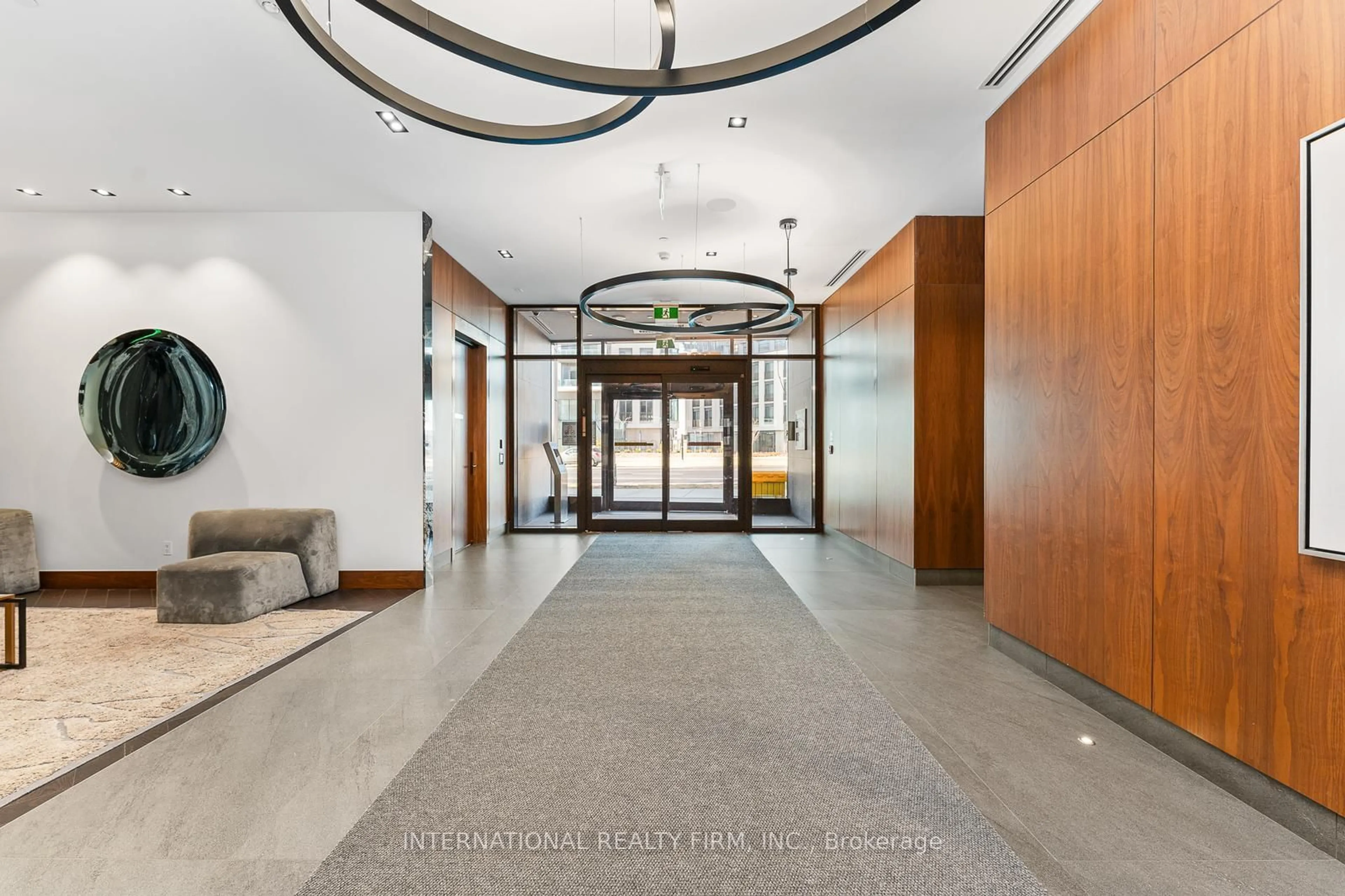Indoor foyer for 7895 Jane St #703, Vaughan Ontario L4K 0K2