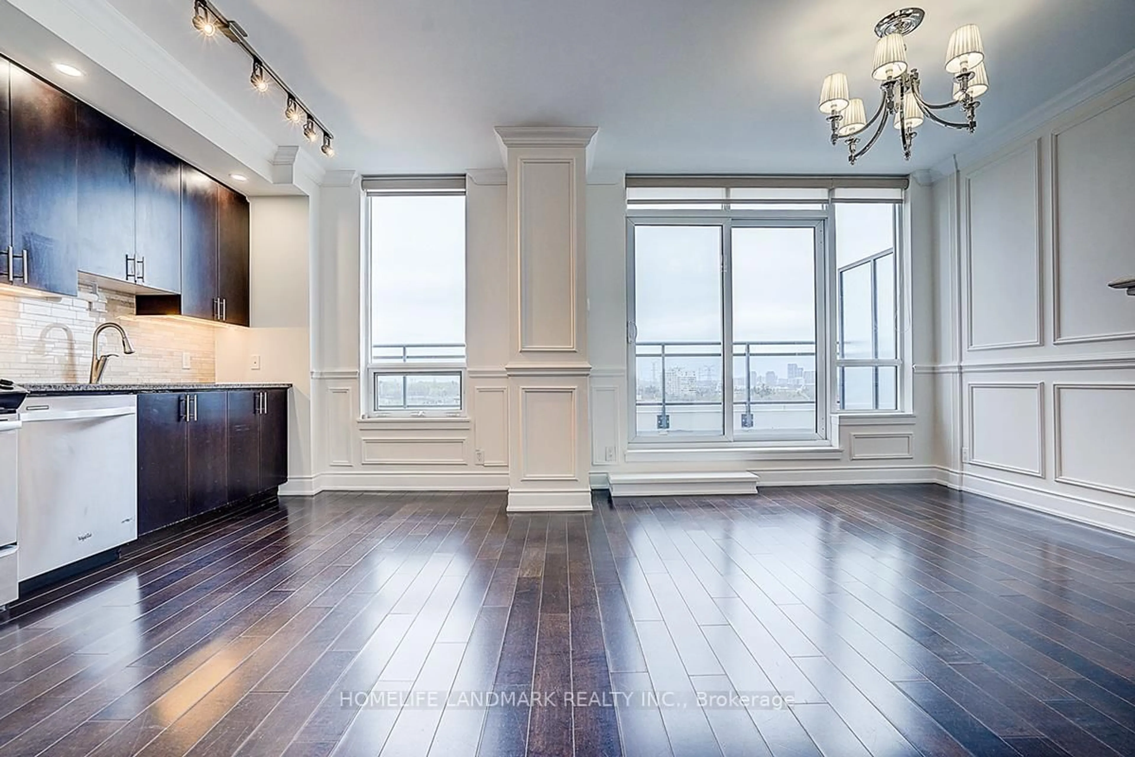 A pic of a room for 370 Highway 7 Rd #PH12, Richmond Hill Ontario L4B 0C4