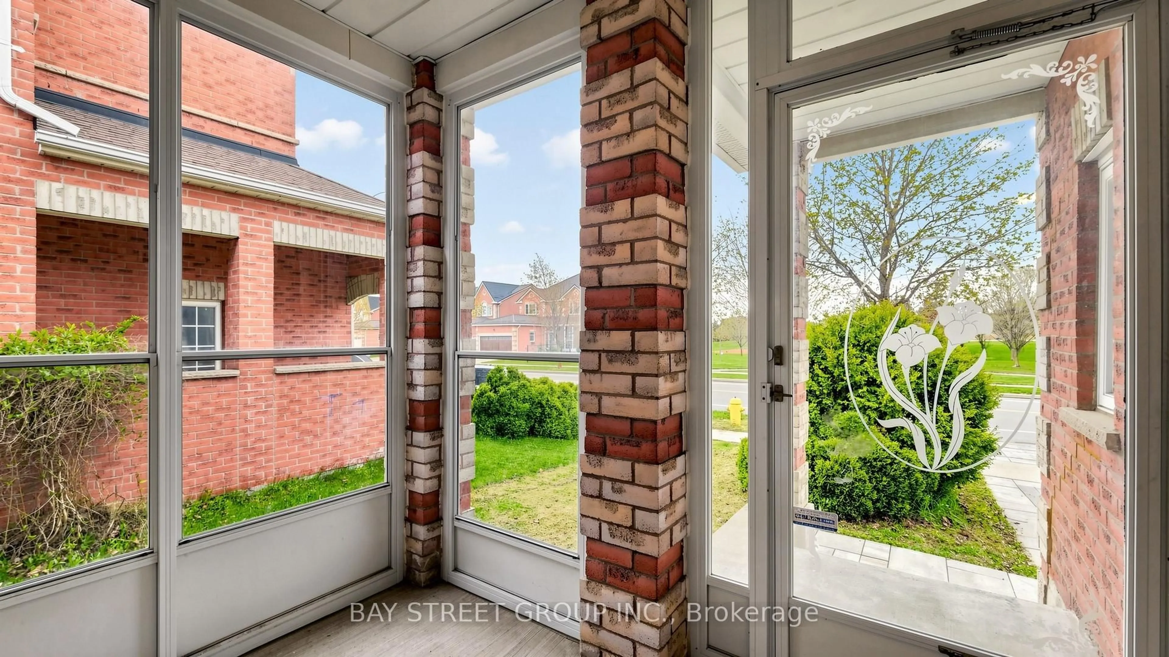 Unknown for 102 Worthing Ave, Markham Ontario L3S 4J9