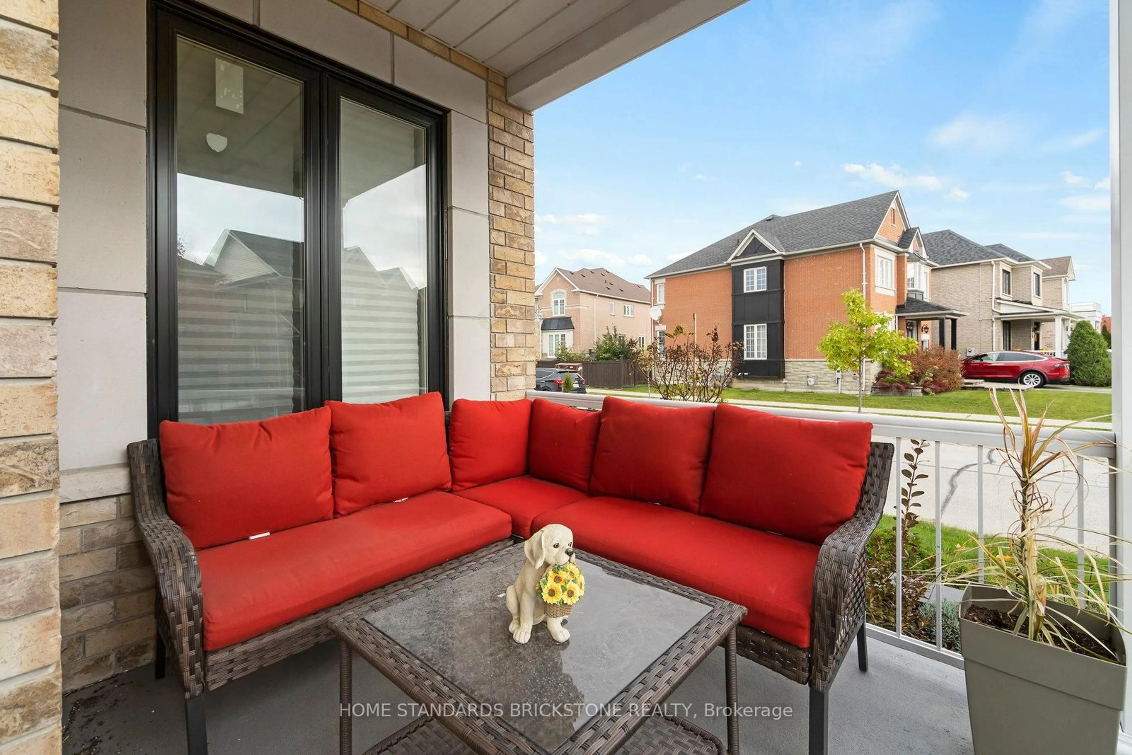 Patio, unknown for 64 Saffron St, Markham Ontario L6E 1Y4