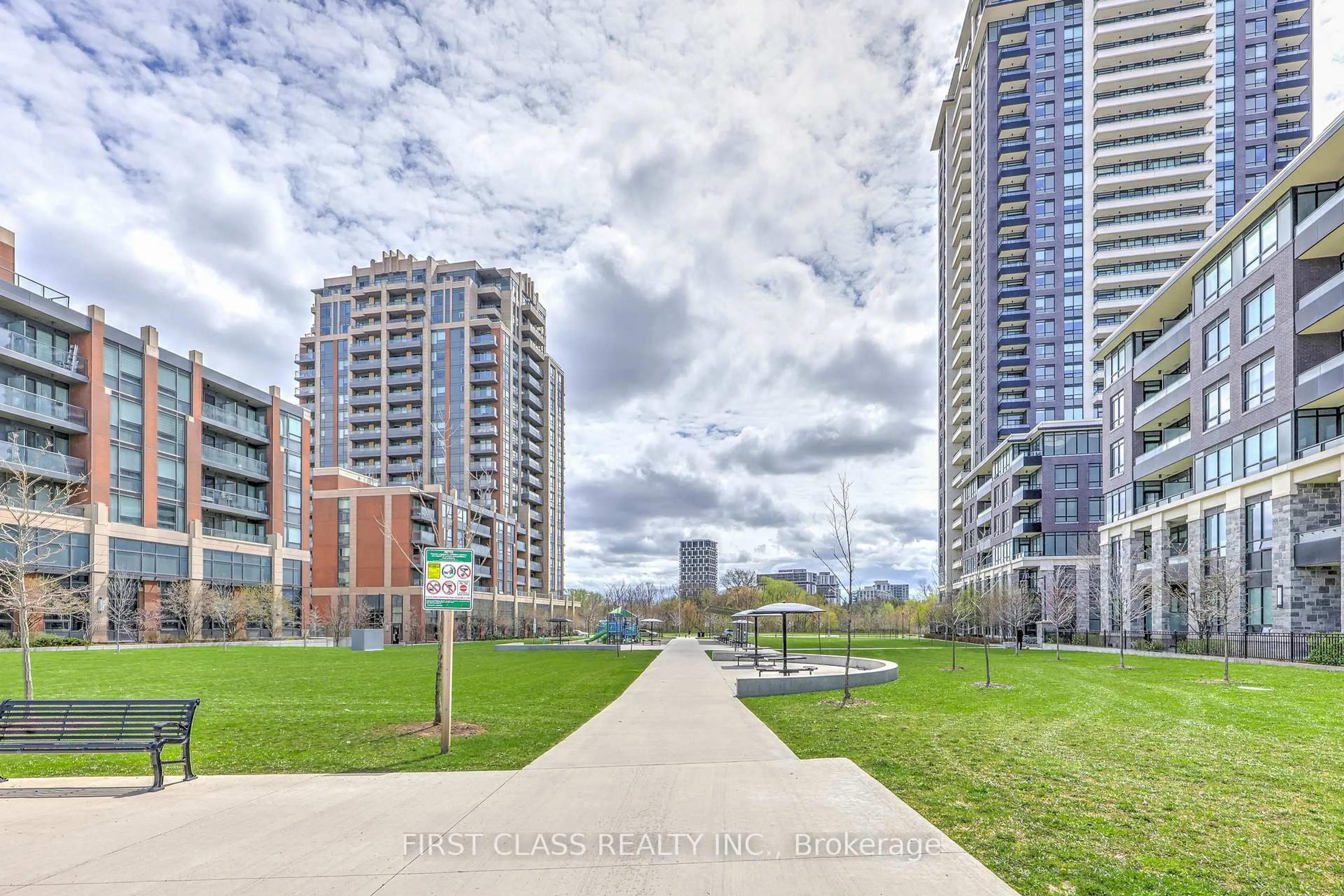 A pic from outside/outdoor area/front of a property/back of a property/a pic from drone, city buildings view from balcony for 28 Uptown Dr #610, Markham Ontario L3R 5M8