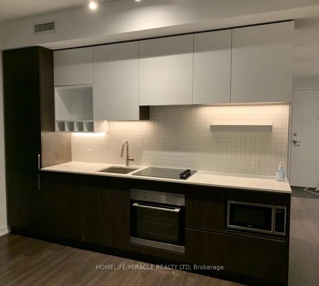 5 Buttermill Ave #2002, Vaughan 3