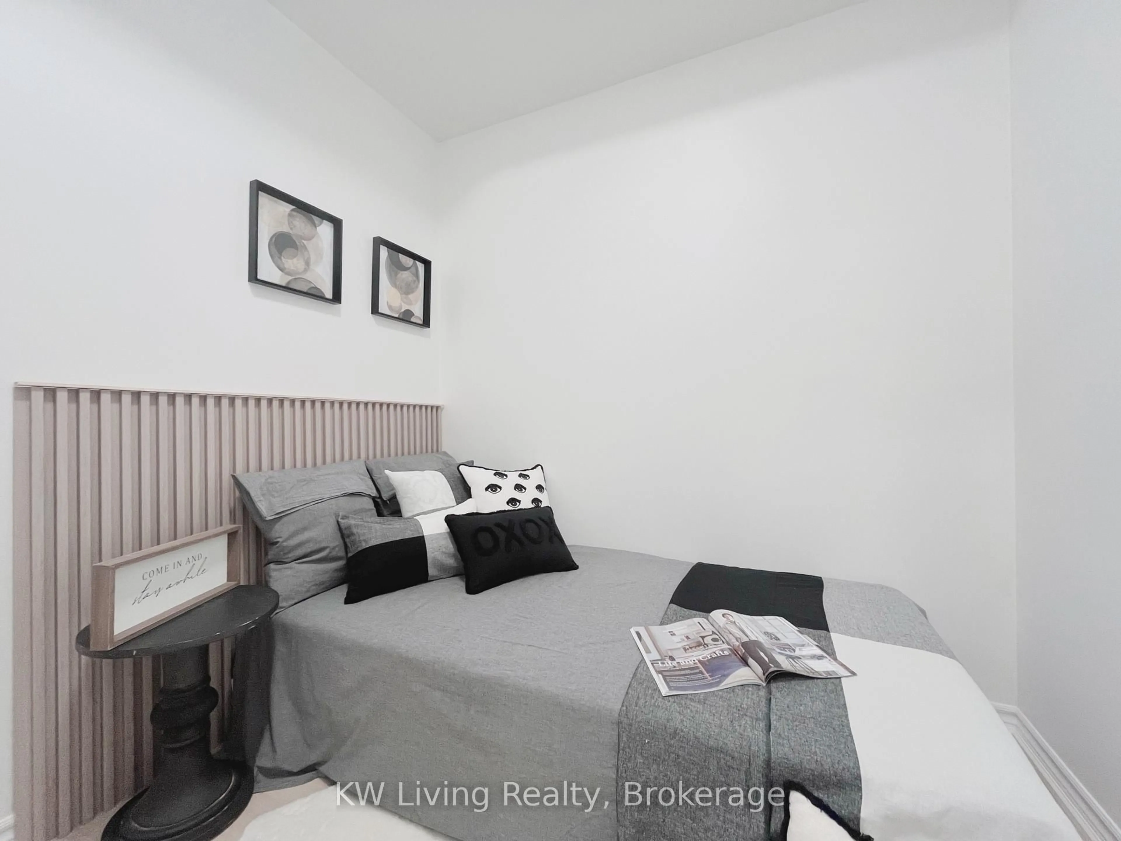 A pic of a room for 8323 kennedy Rd #220, Markham Ontario L3R 5W7