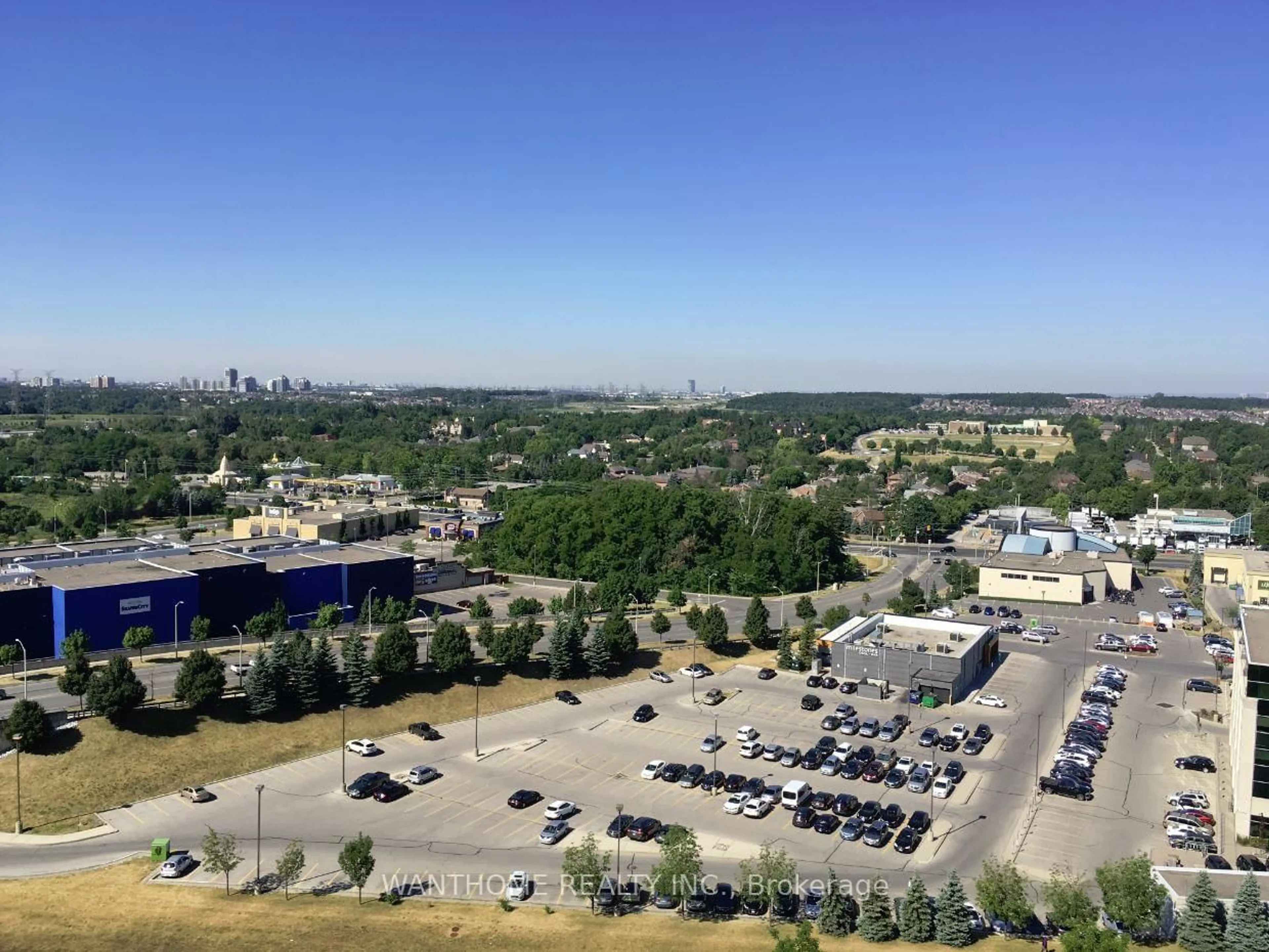 A pic from outside/outdoor area/front of a property/back of a property/a pic from drone, city buildings view from balcony for 55 Oneida Cres #1603, Richmond Hill Ontario L4B 0E8