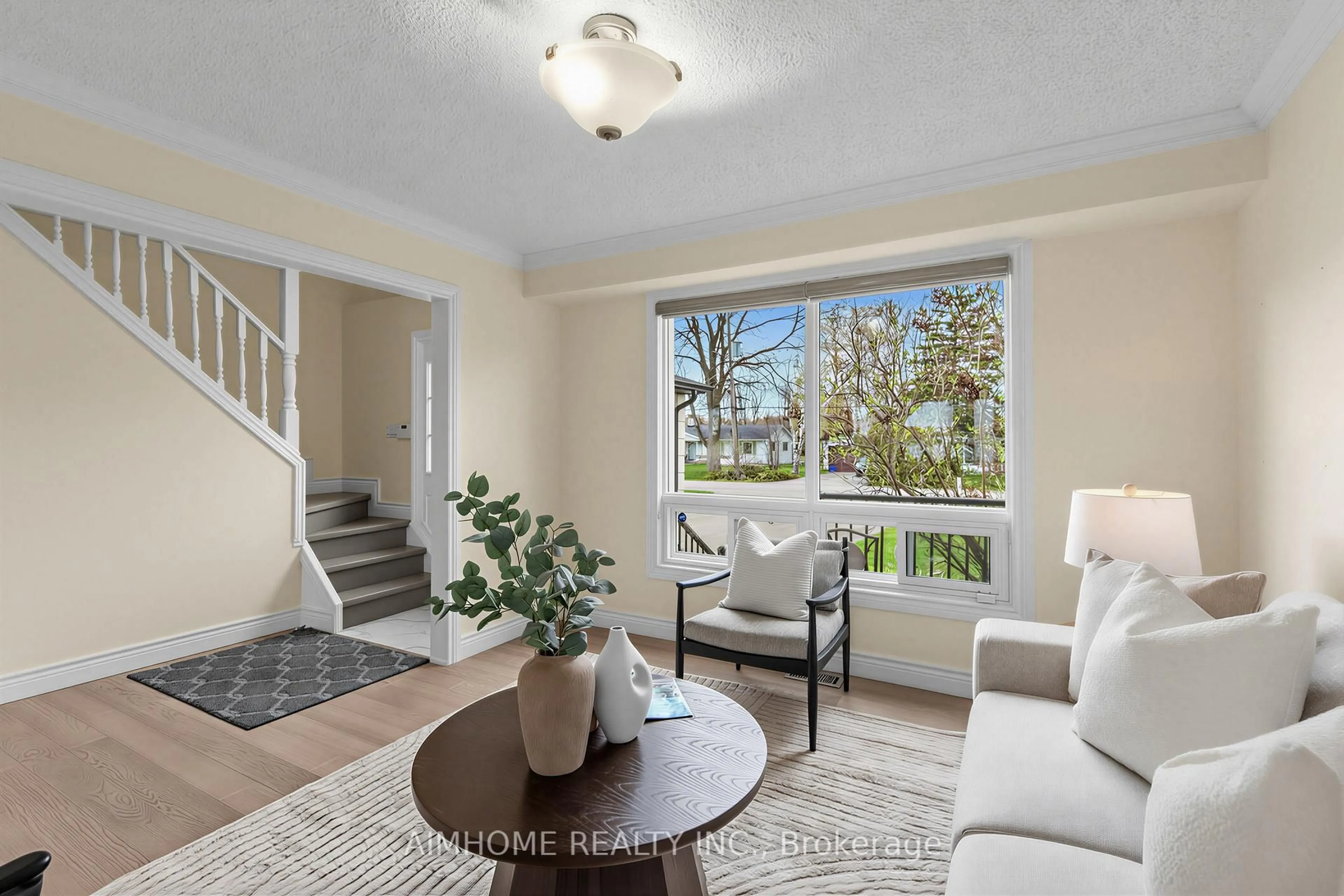 Unknown for 20 Canal St, Georgina Ontario L4P 1K5