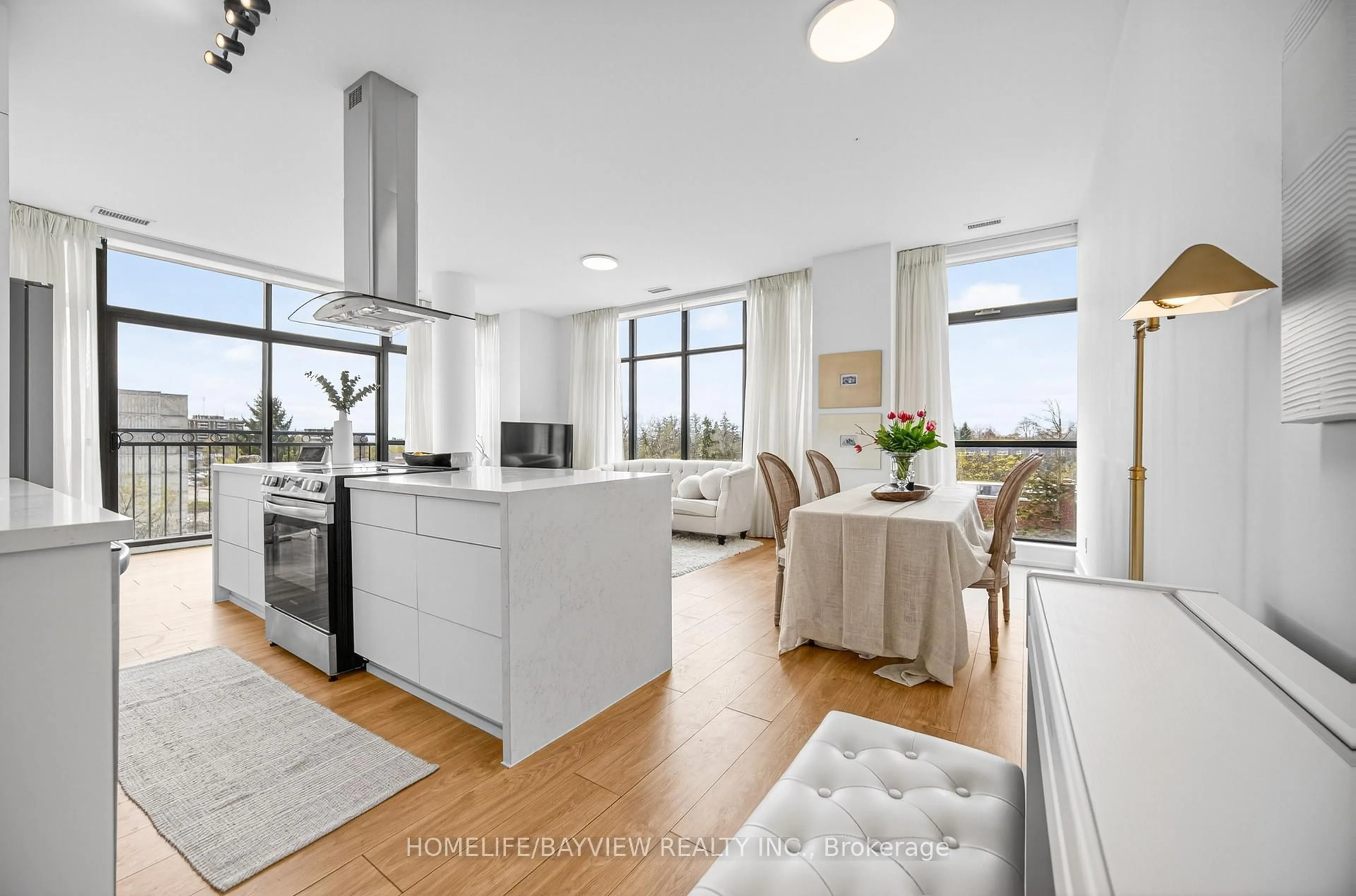 Open concept kitchen, unknown for 10376 Yonge St #405, Richmond Hill Ontario L4C 3B8
