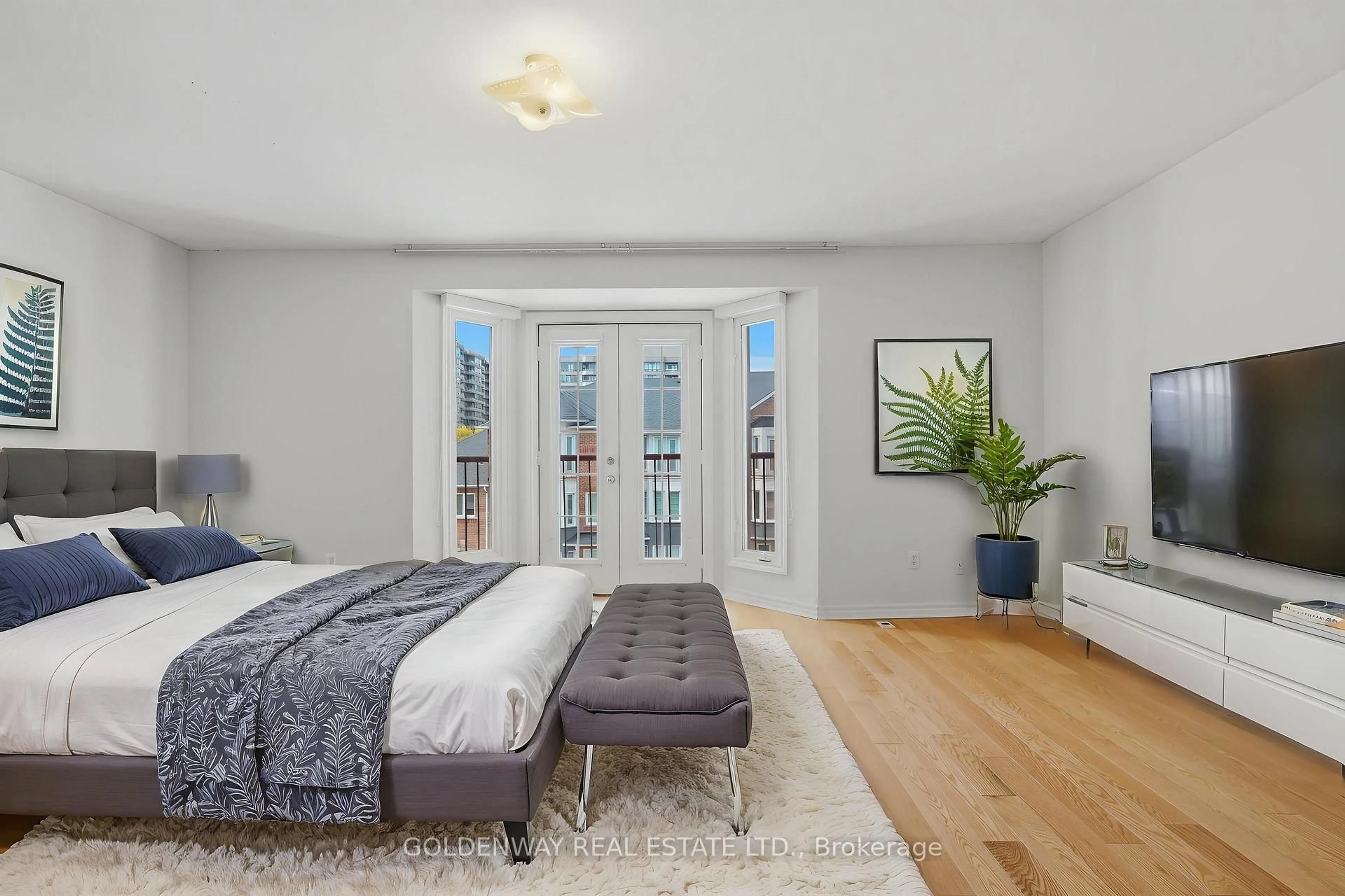 A pic of a room for 151 Townsgate Dr #63, Vaughan Ontario L4J 8J7