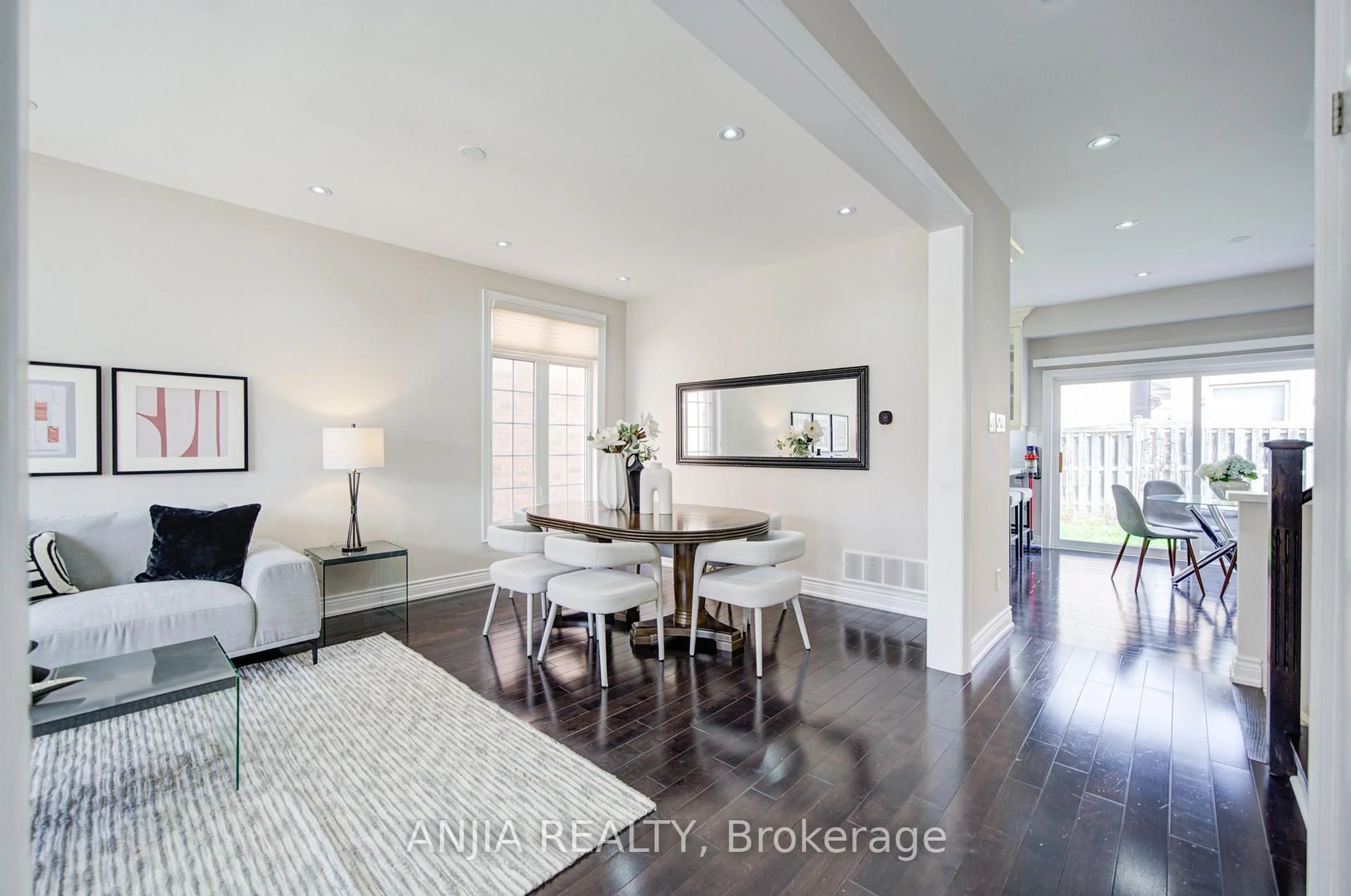 Unknown for 87 Lampton Cres, Markham Ontario L6E 1J4