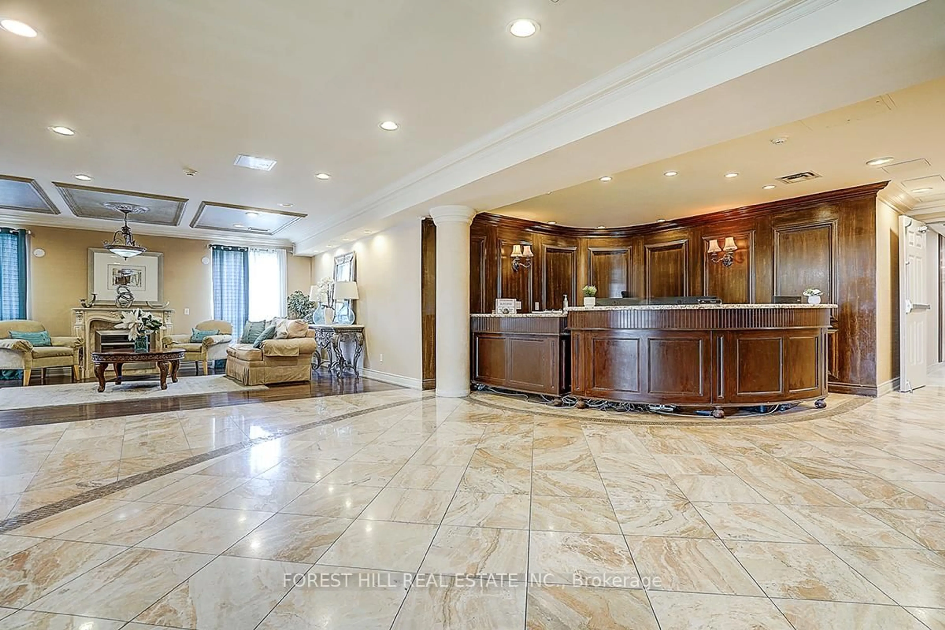 Lobby for 1 Maison Parc Crt #212, Vaughan Ontario L4J 9K1