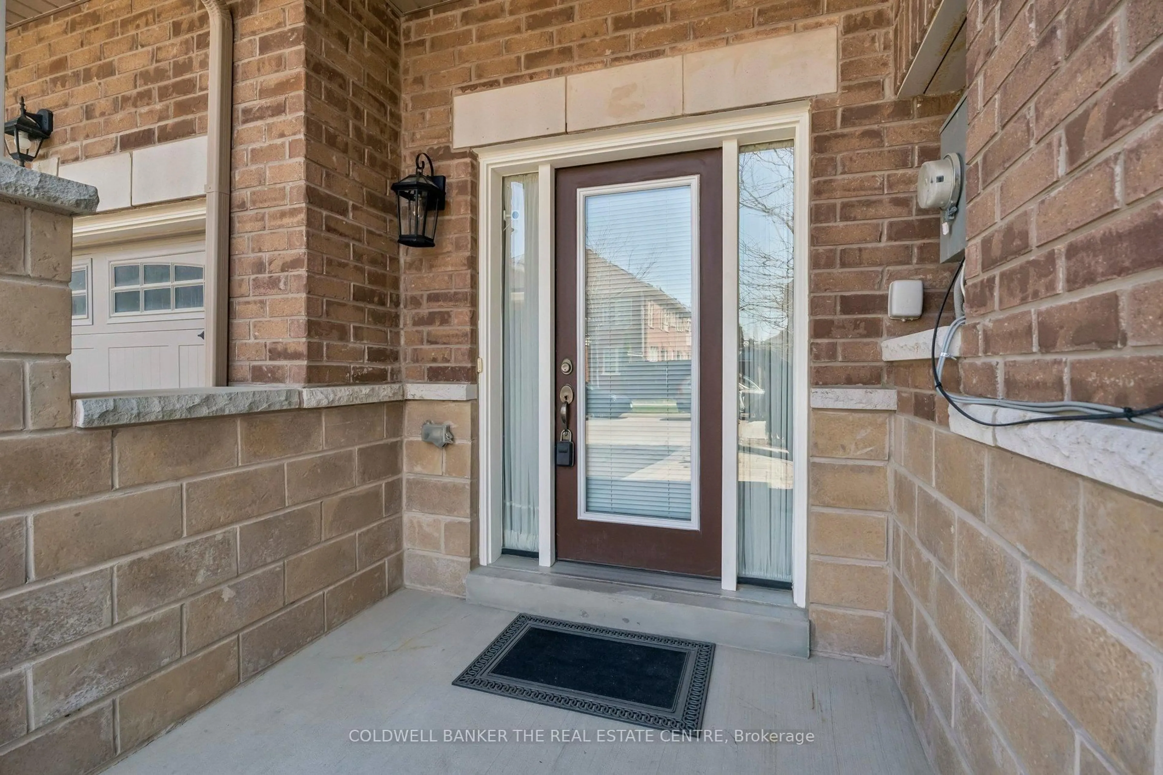 Indoor entryway for 68 Andrew Green Cres, Whitchurch-Stouffville Ontario L4A 1T9
