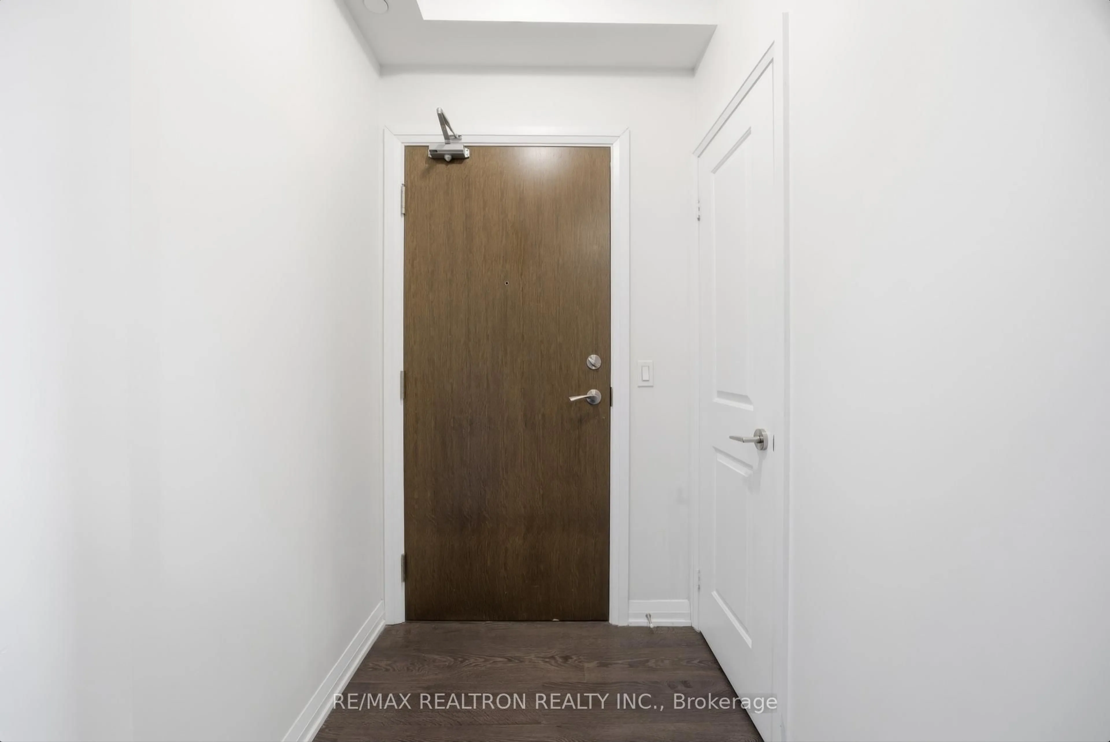 Indoor entryway for 9560 Markham Rd #1107, Markham Ontario L6E 0N6