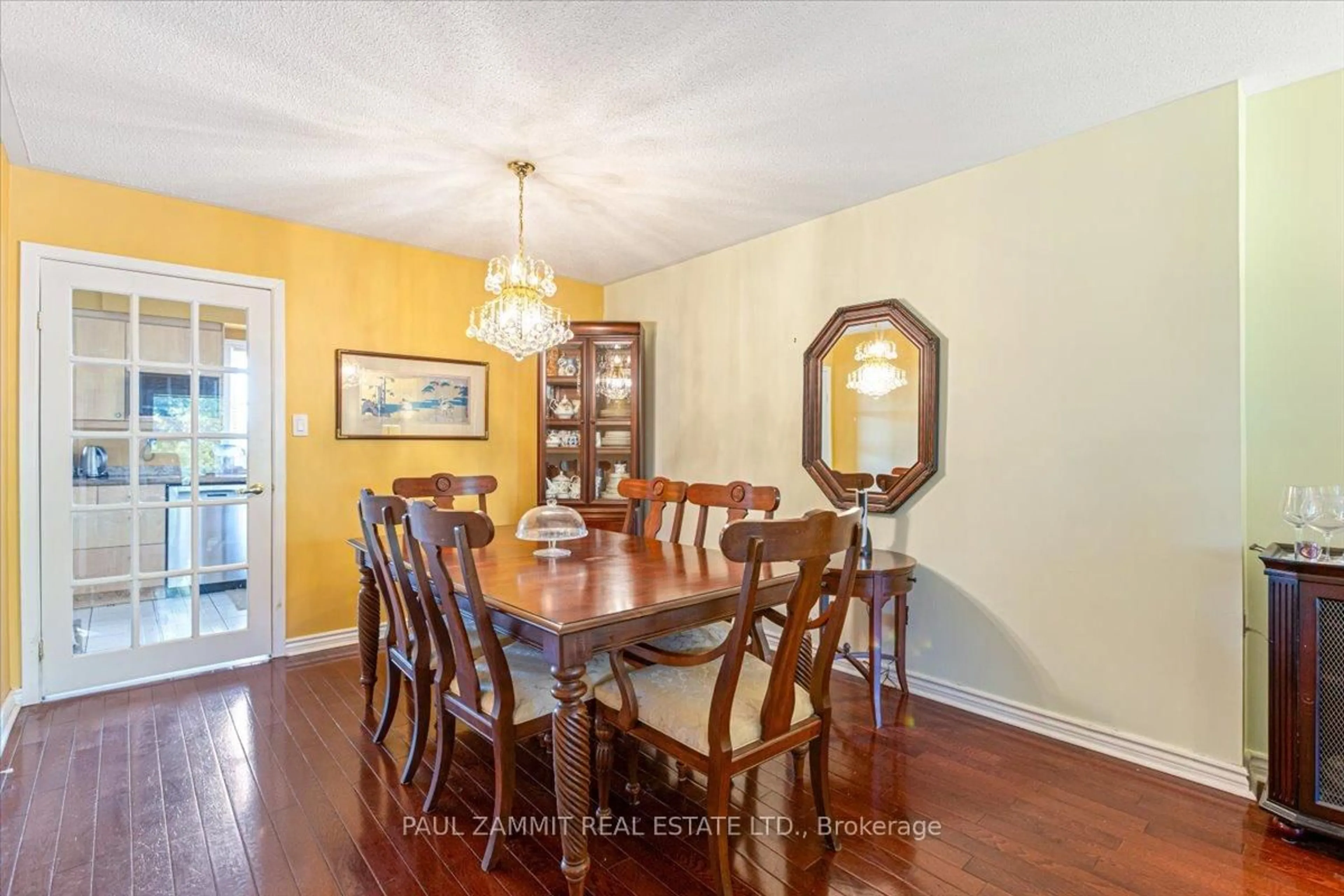 Dining room, wood/laminate floor for 61 Nottinghill Rd, Markham Ontario L3T 4Y3