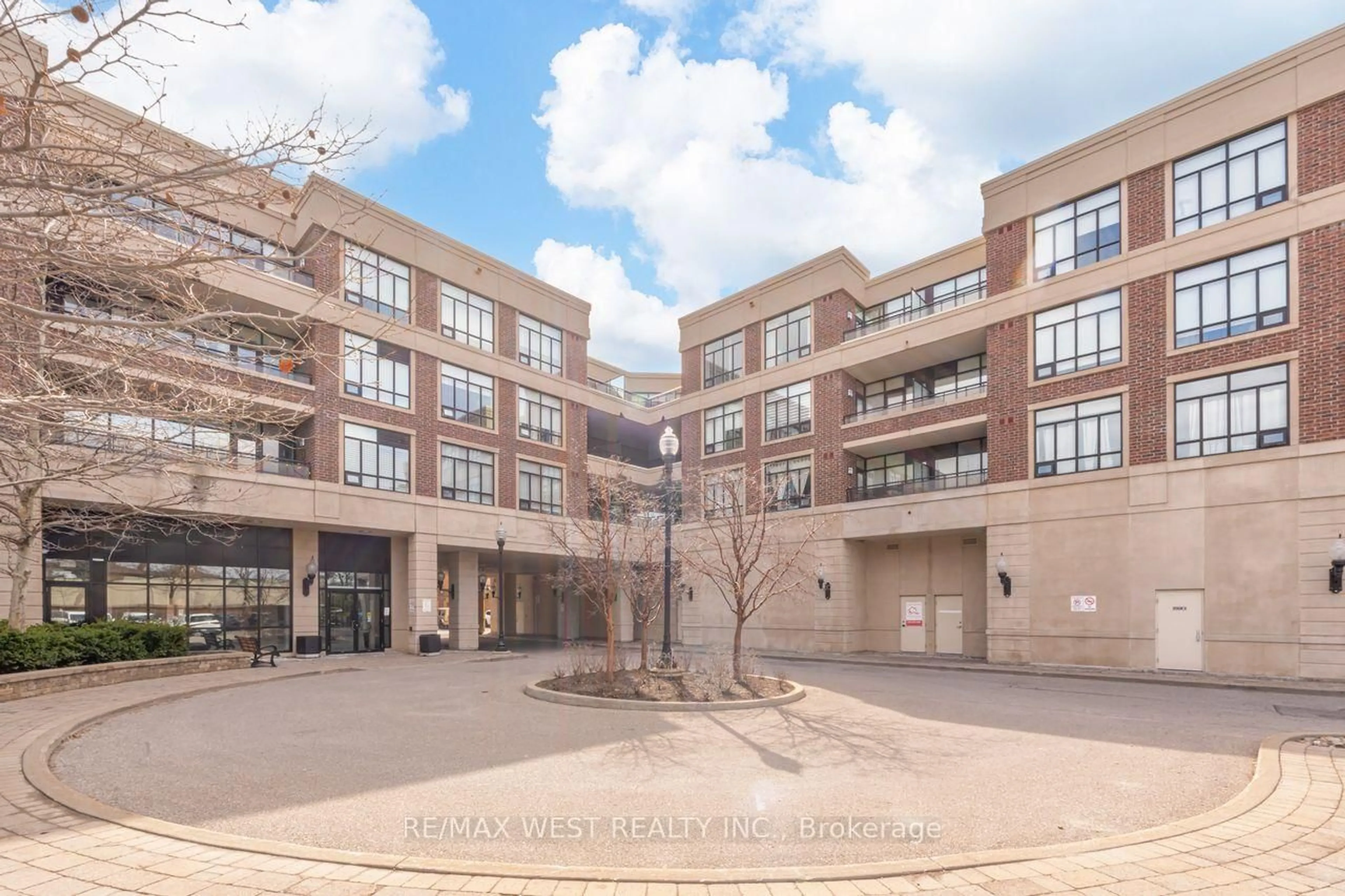 Unknown for 2396 Major MacKenzie Dr #230, Vaughan Ontario L6A 4Y1
