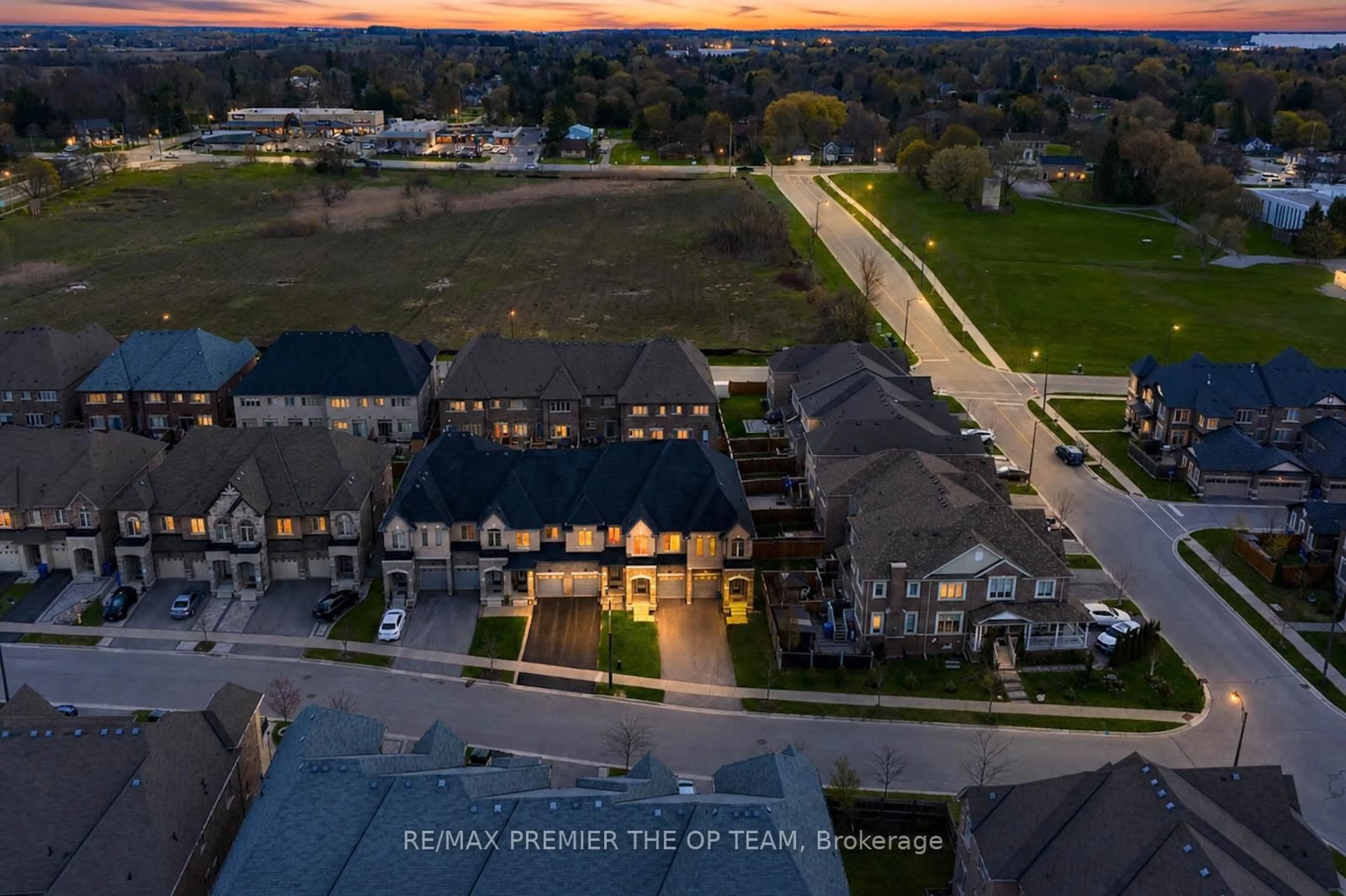 A pic from outside/outdoor area/front of a property/back of a property/a pic from drone, unknown for 49 Walter Procter Rd, East Gwillimbury Ontario L9N 0P1