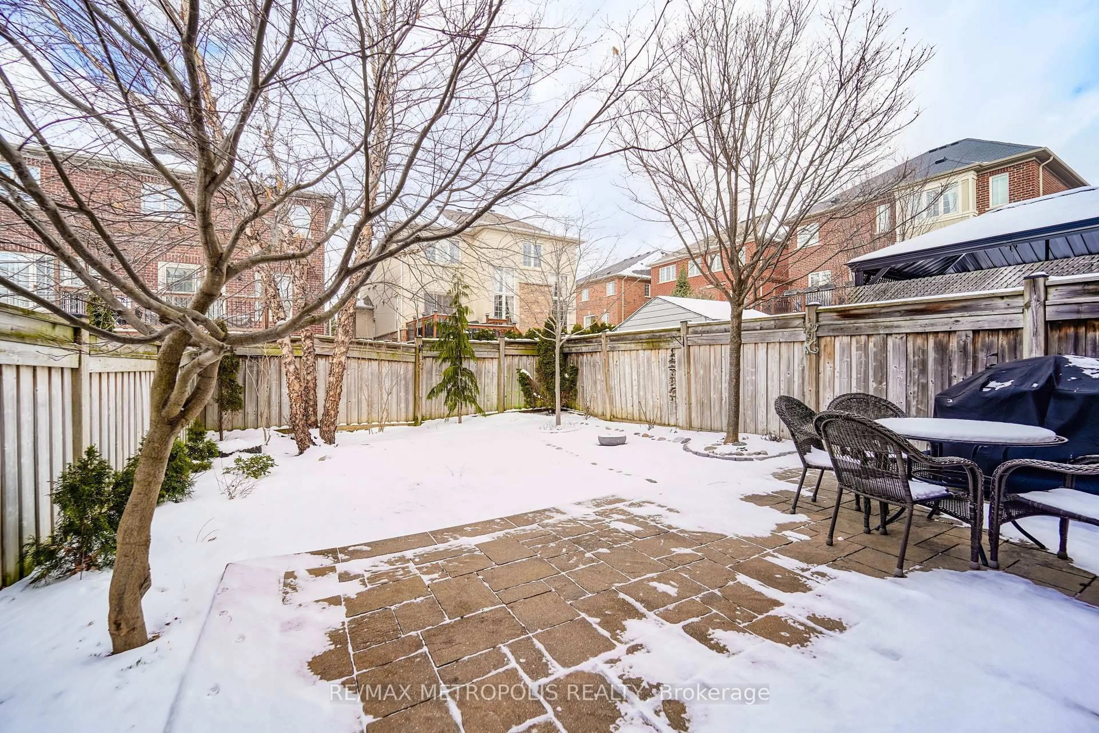 Patio, street for 58 Lady Loretta Lane, Vaughan Ontario L6A 4E9