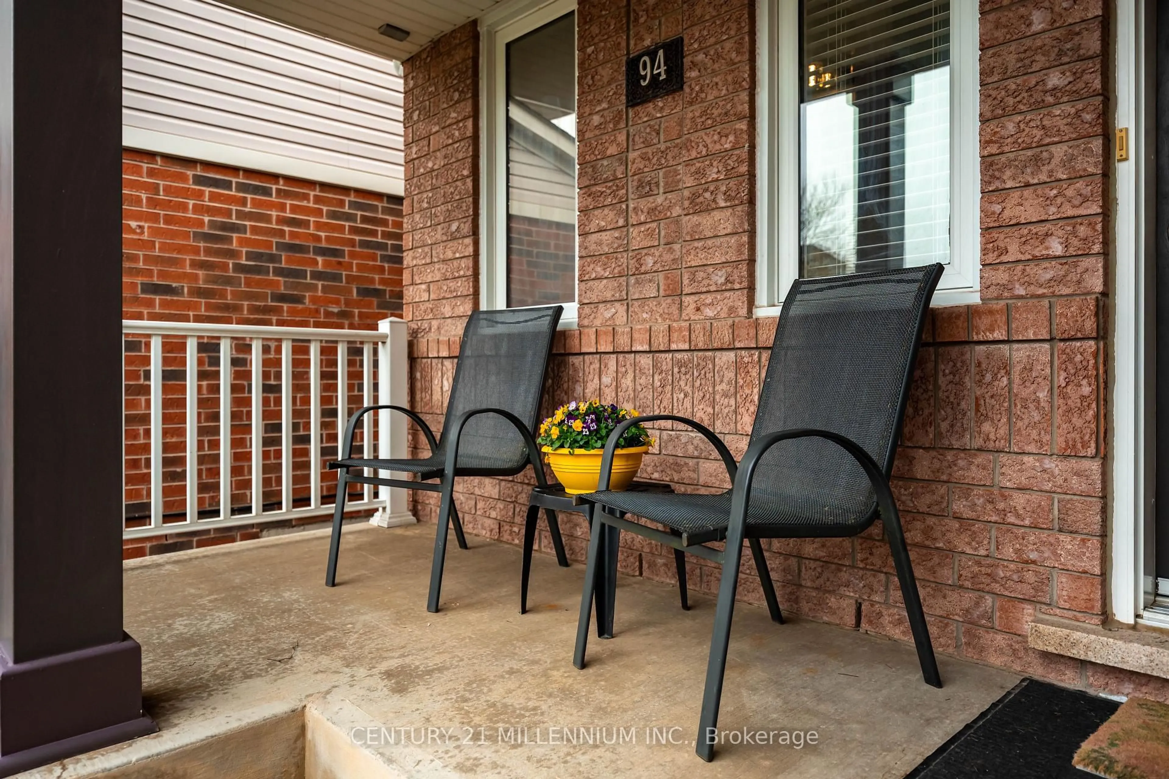 Patio, street for 94 John W Taylor Ave, New Tecumseth Ontario L9R 0C6
