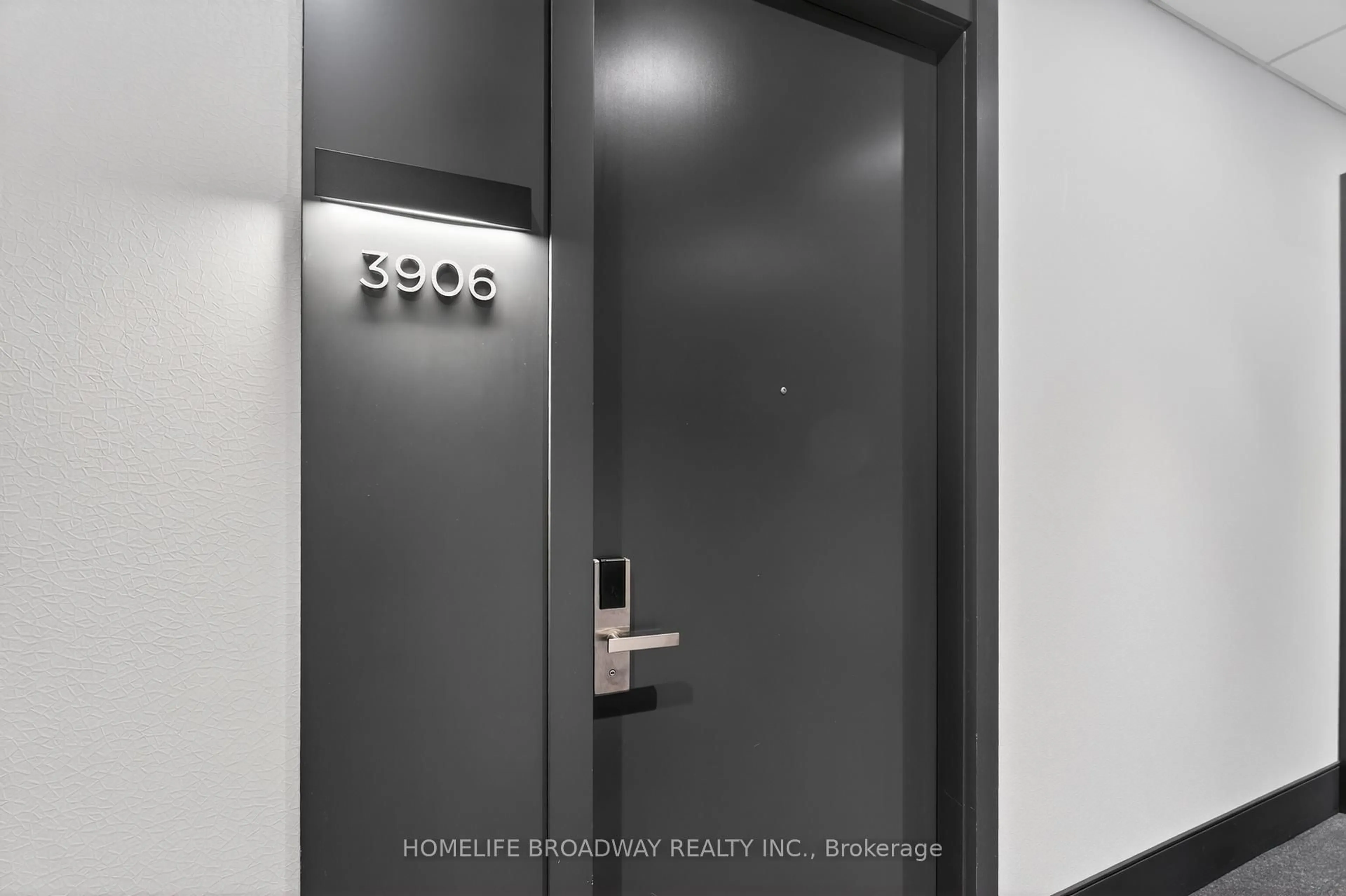 Indoor entryway for 12 Gandhi Lane #3906, Markham Ontario L3T 0G8