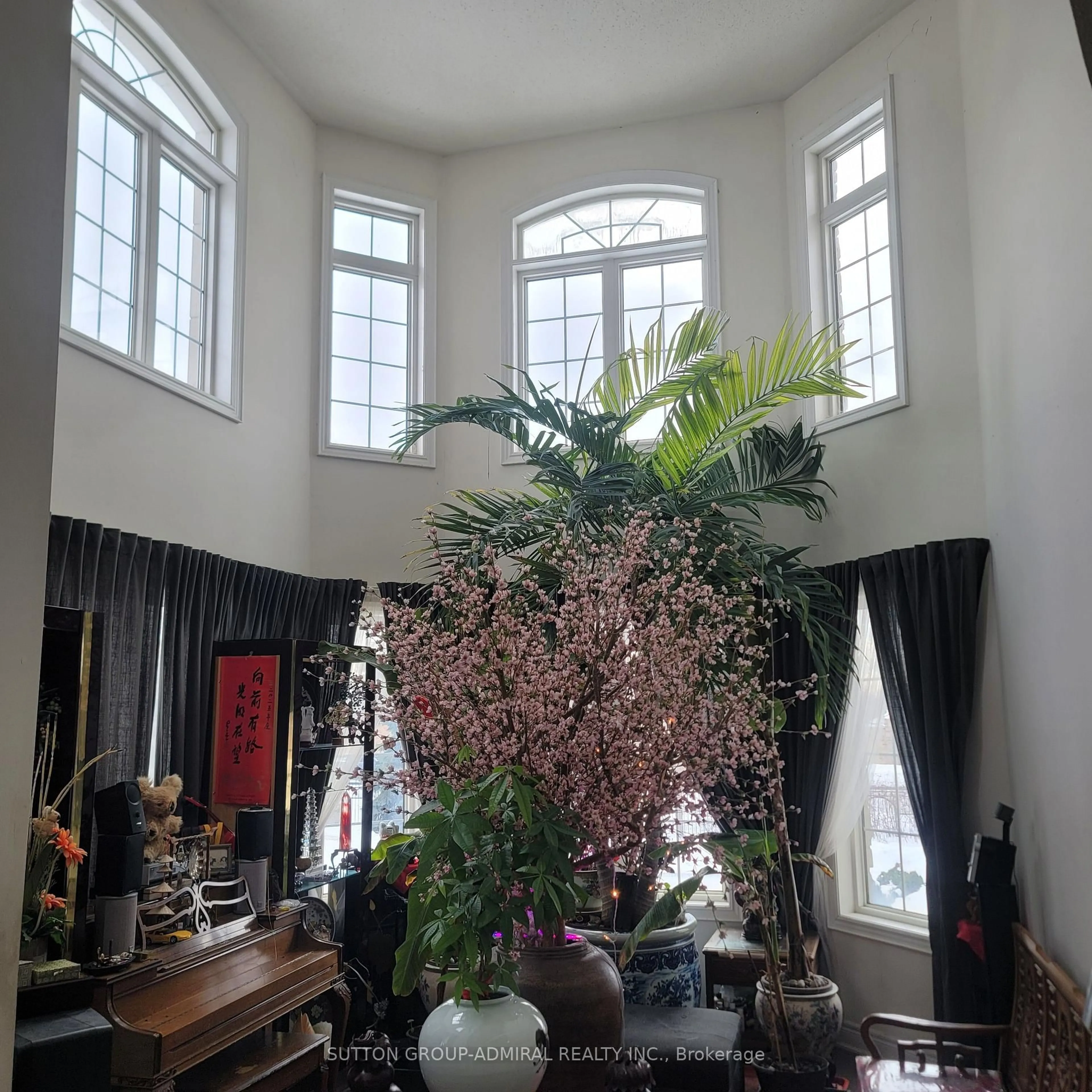 Indoor foyer for 78 Pieta Pl, Vaughan Ontario L4H 3G2