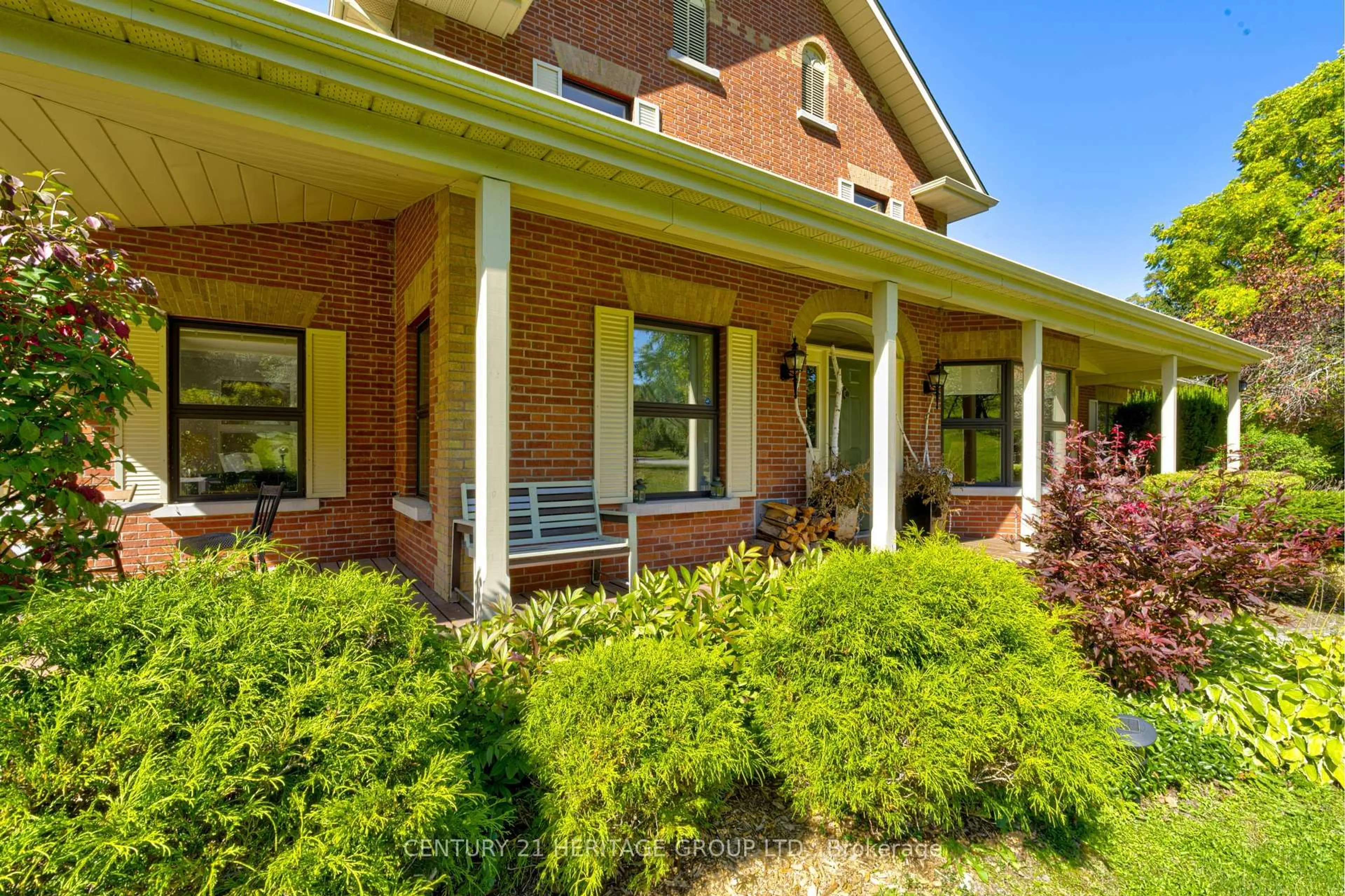 Home with brick exterior material, unknown for 167 Brule Tr, King Ontario L7B 0C7