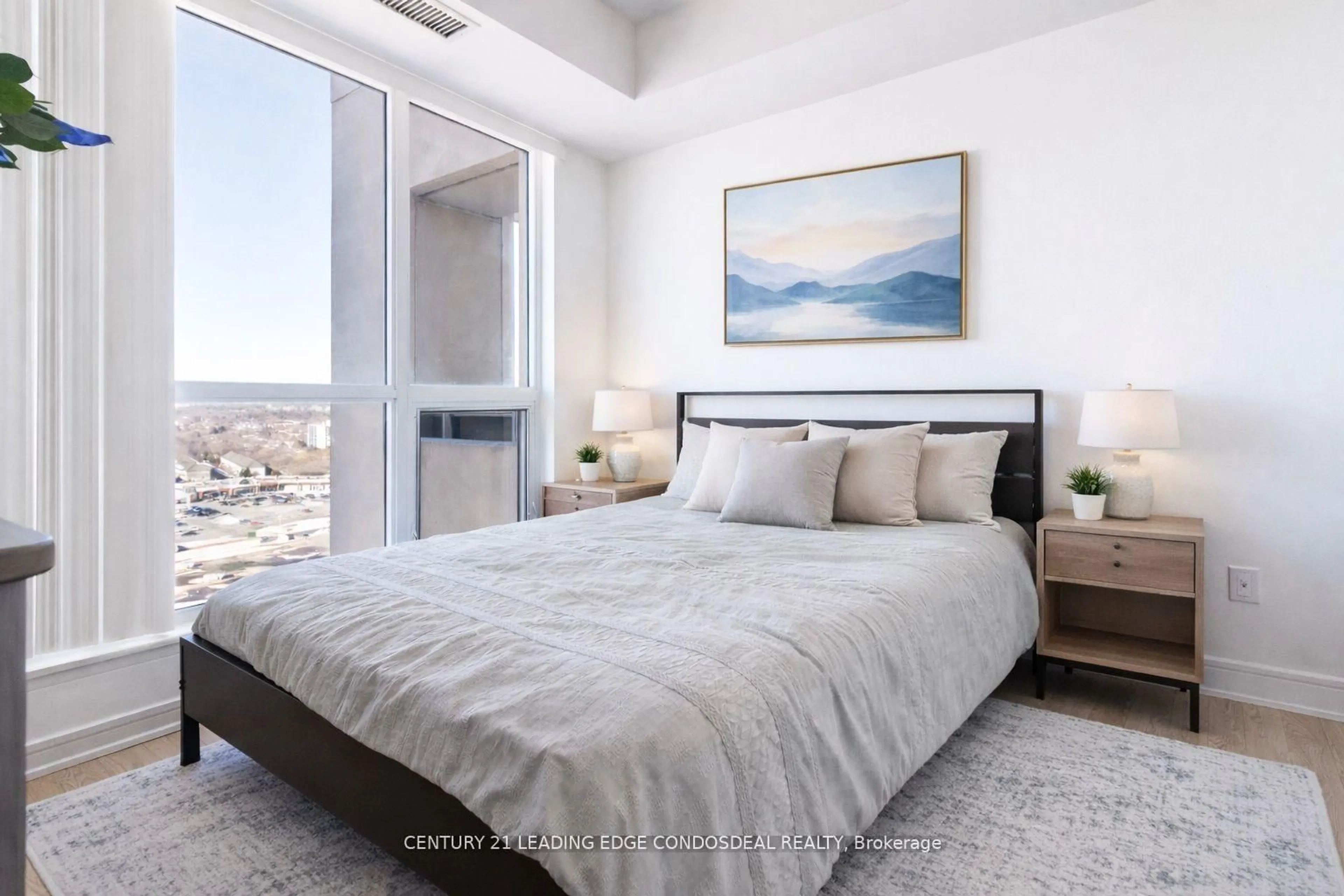 Bedroom with bed, unknown for 9205 Yonge St #1712, Richmond Hill Ontario L4C 1V5