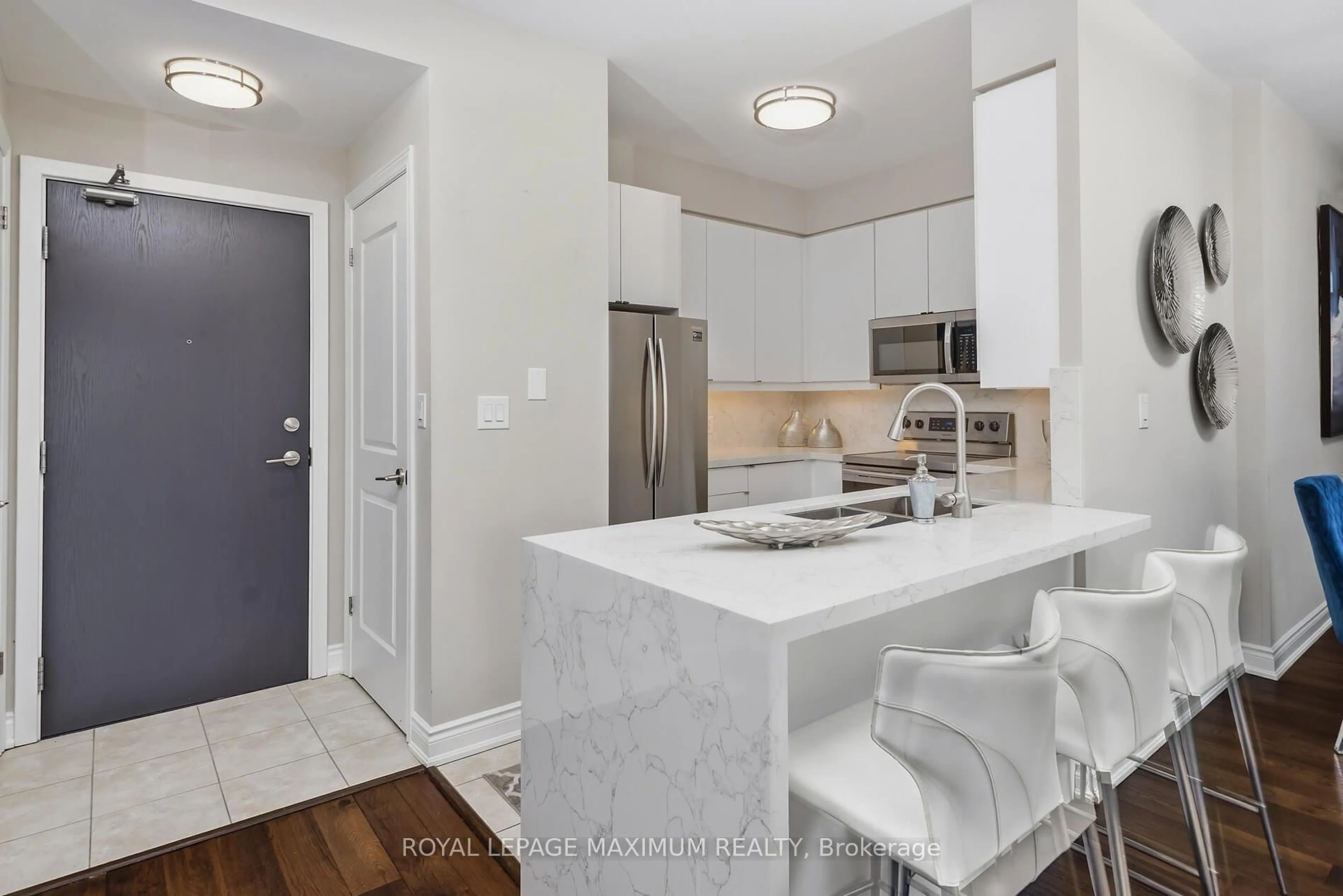 Unknown for 281 Woodbridge Ave #444, Vaughan Ontario L4L 0C6
