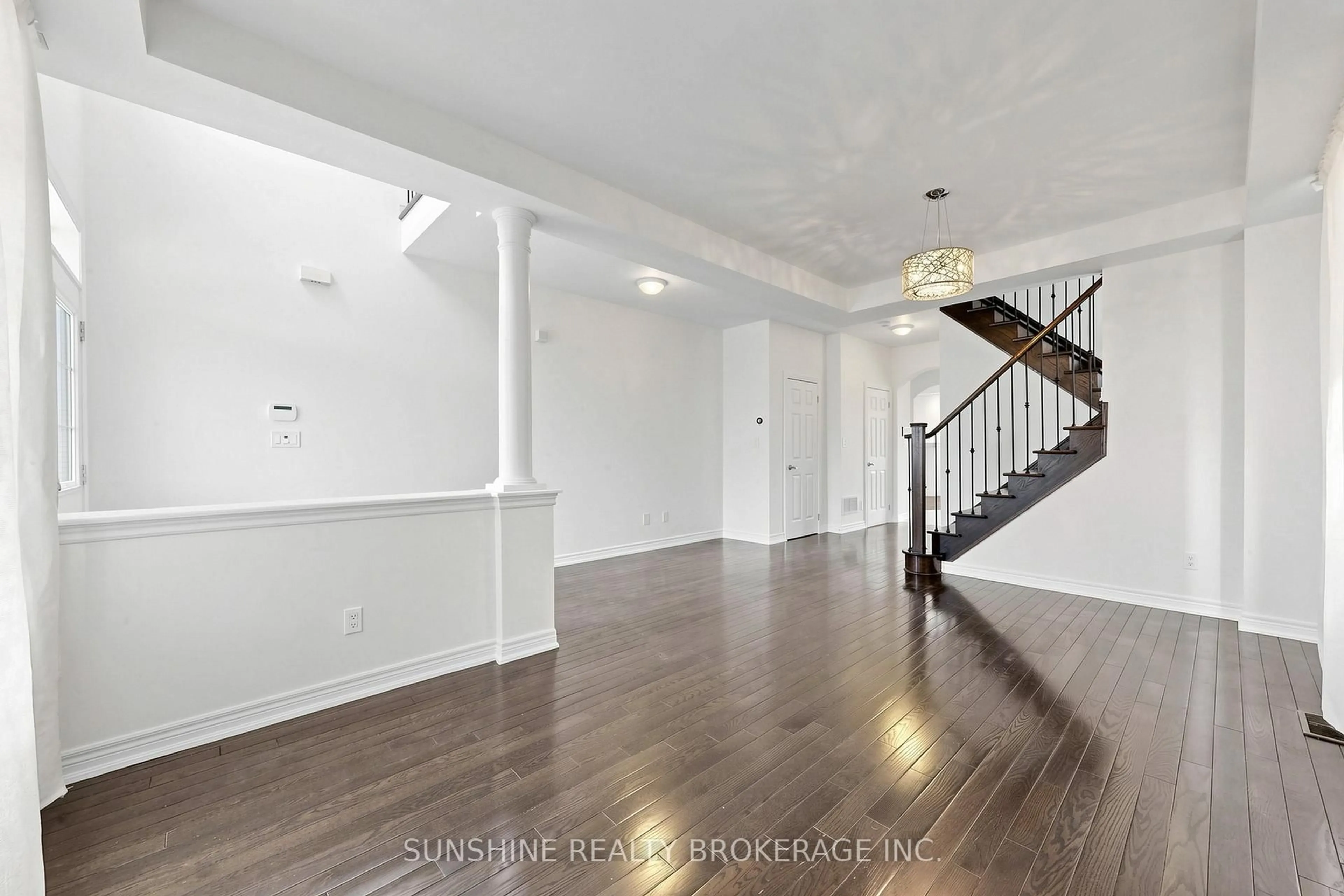 Unknown for 39 Wozniak Cres, Markham Ontario L6E 0L4