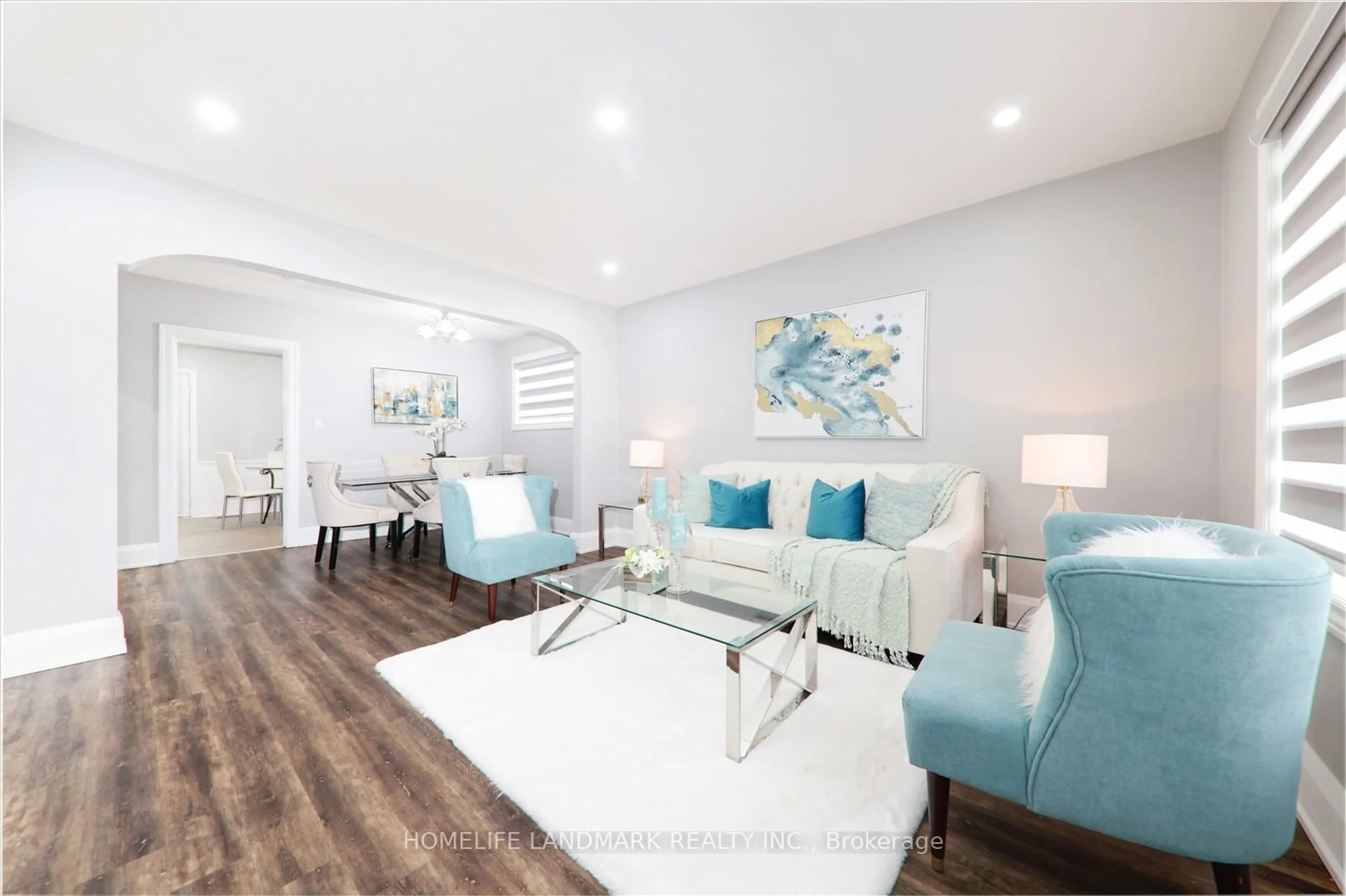 Living room with furniture, wood/laminate floor for 270 Rupert Ave, Whitchurch-Stouffville Ontario L4A 1C5