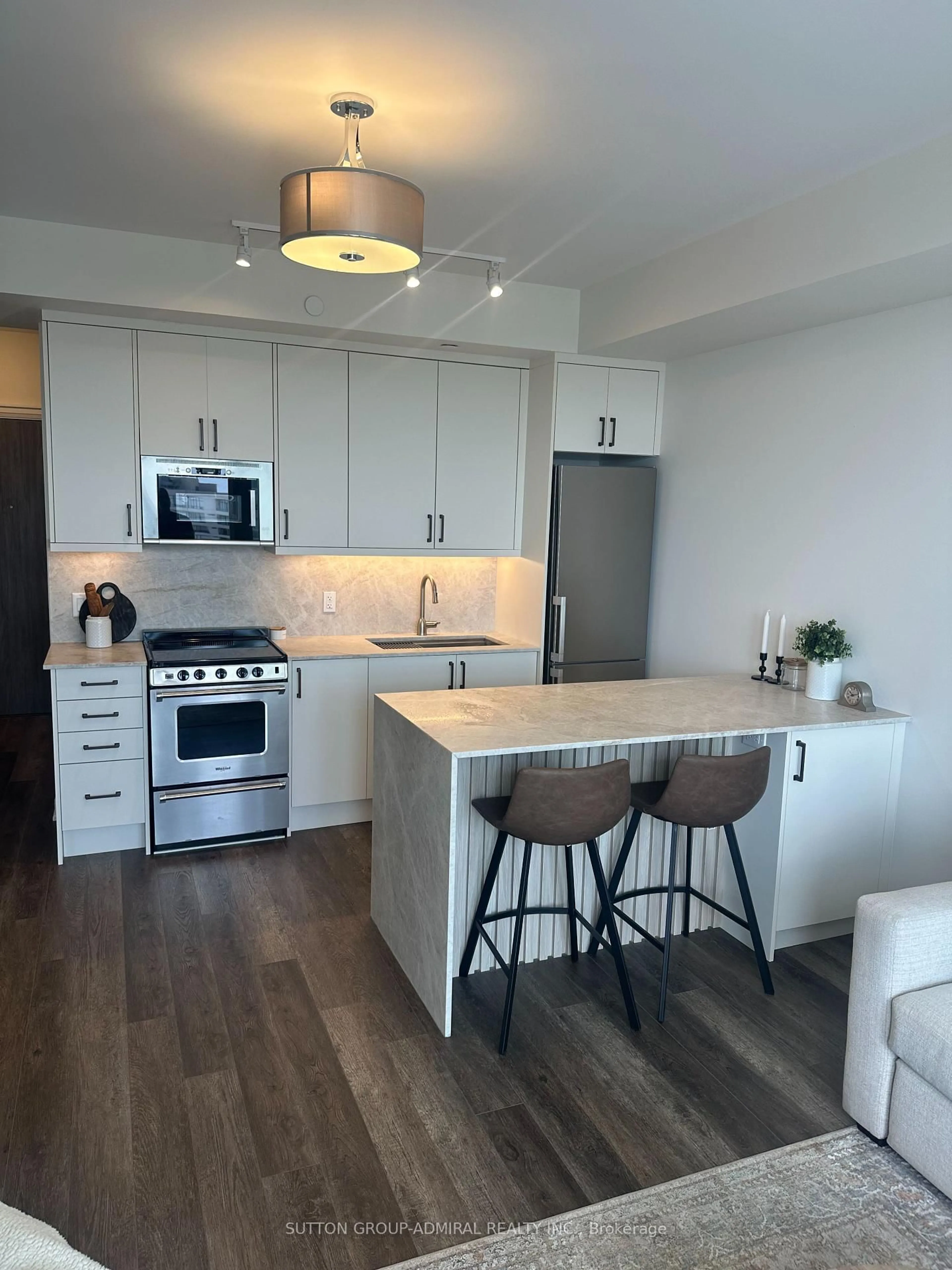 Open concept kitchen, unknown for 20 Gatineau Dr #1405, Vaughan Ontario L4J 0L3