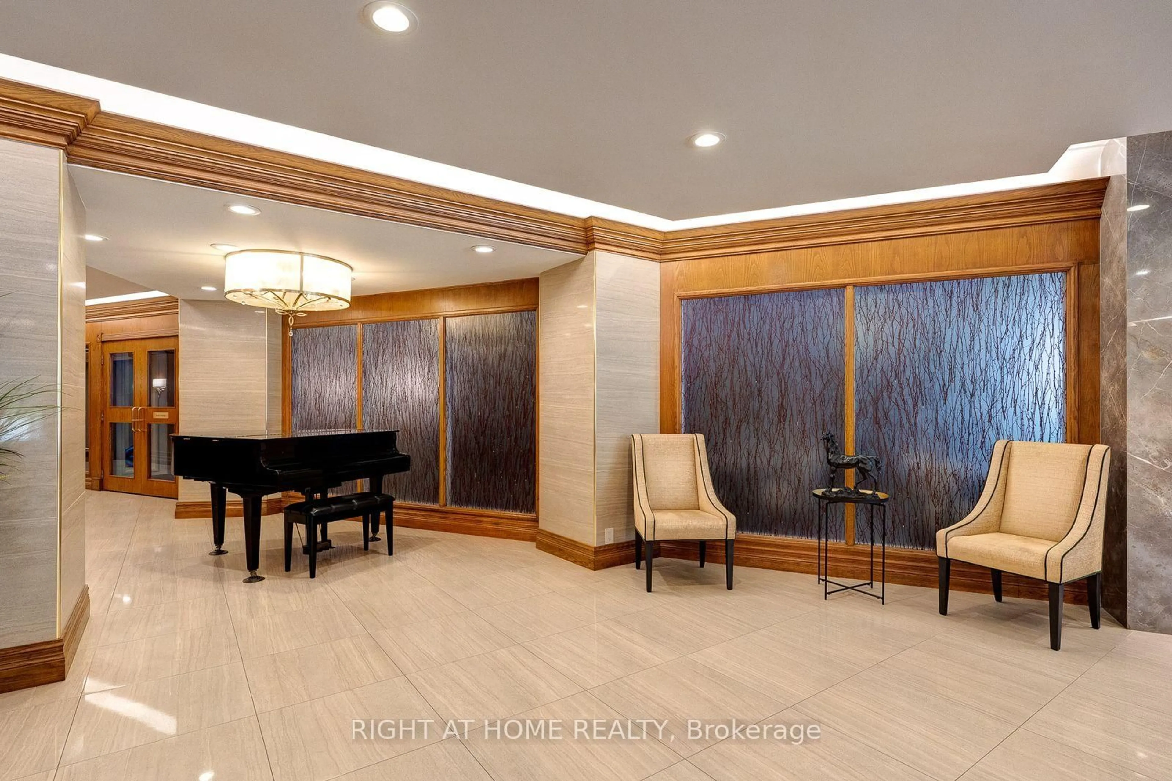 Lobby for 610 Bullock Dr #1116, Markham Ontario L3R 0G1