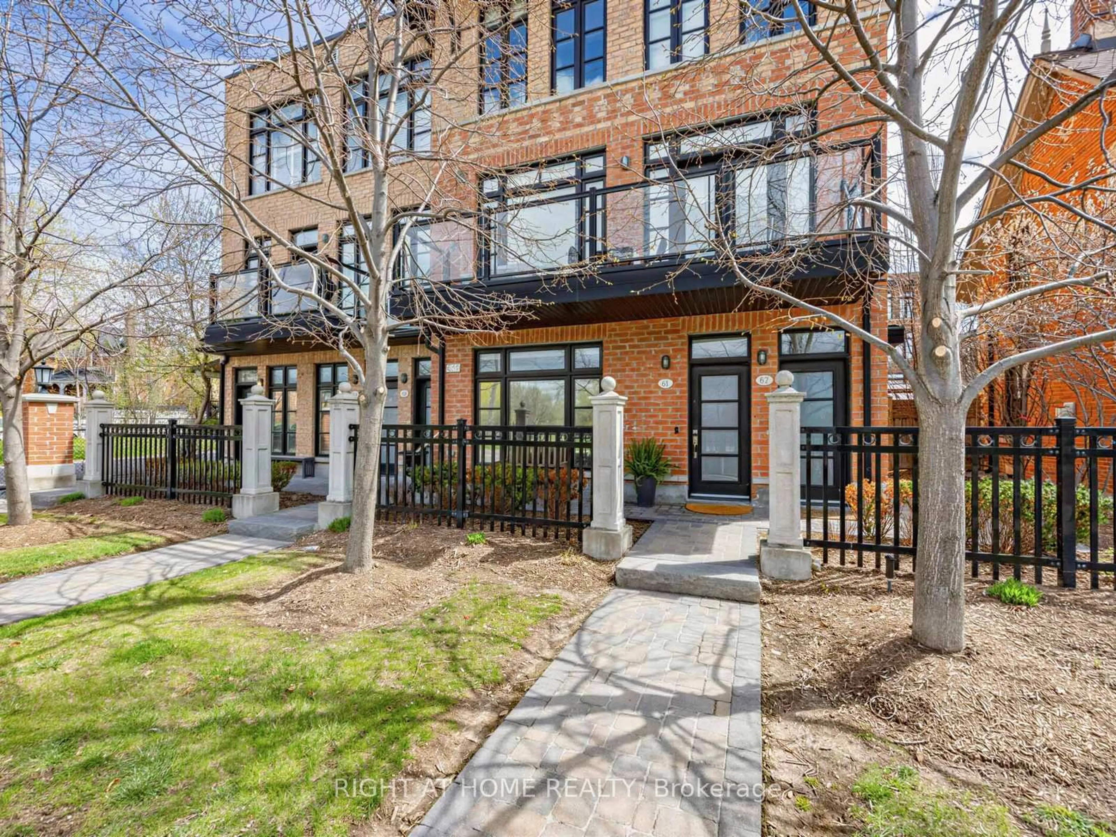Home with brick exterior material, street for 8177 Kipling Ave #61, Vaughan Ontario L4L 2A3