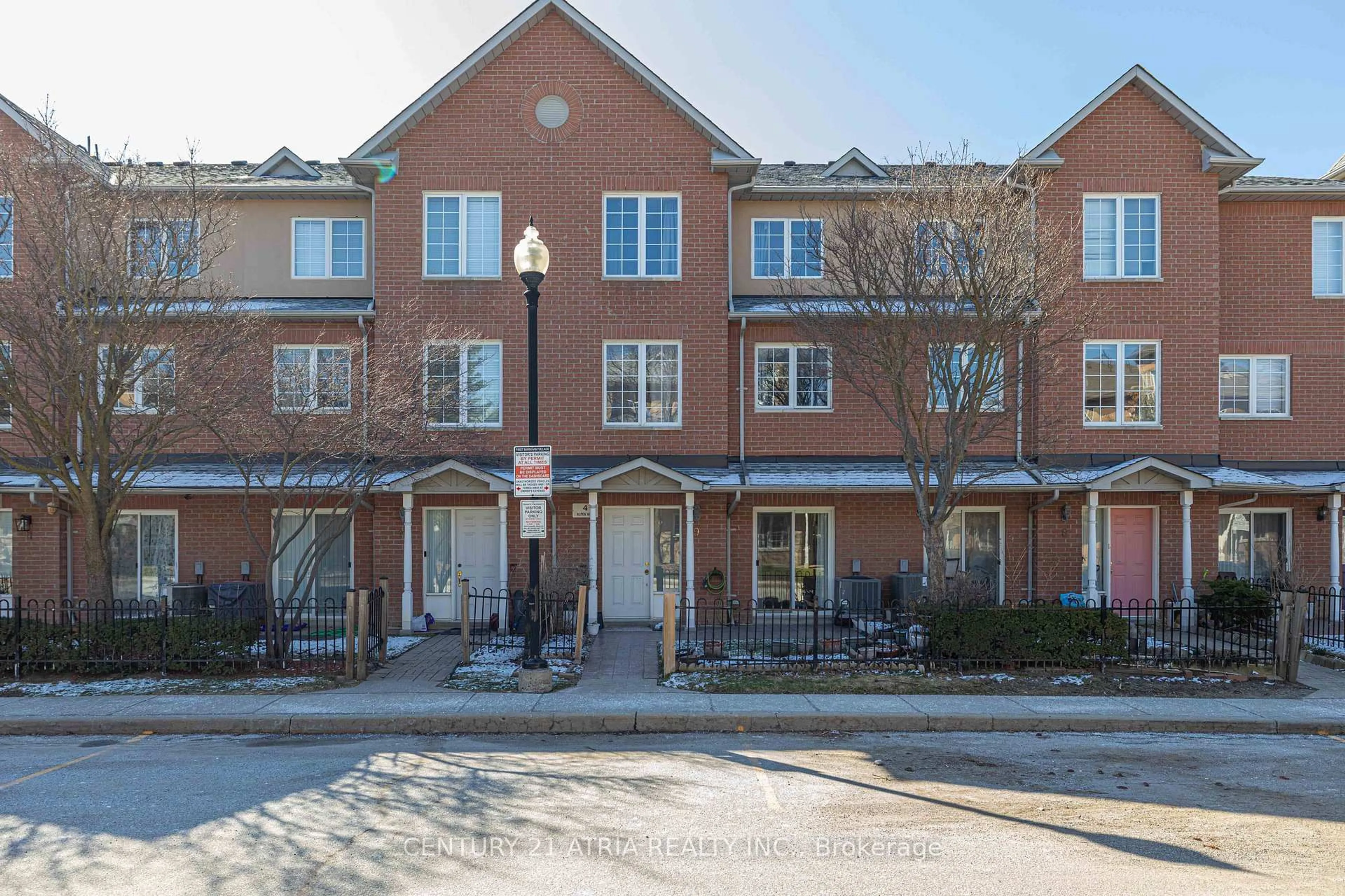 Unknown for 4 Alpen Way #9, Markham Ontario L3R 4G1