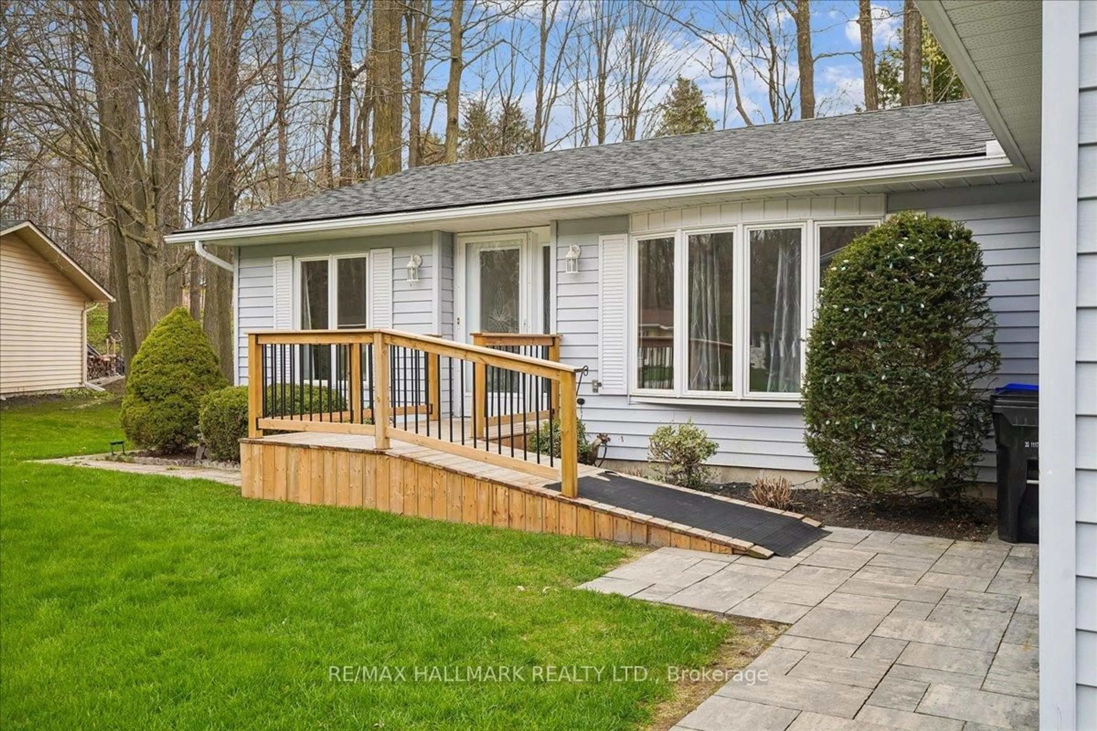 Unknown for 9 Pinetree Crt, New Tecumseth Ontario L0G 1W0