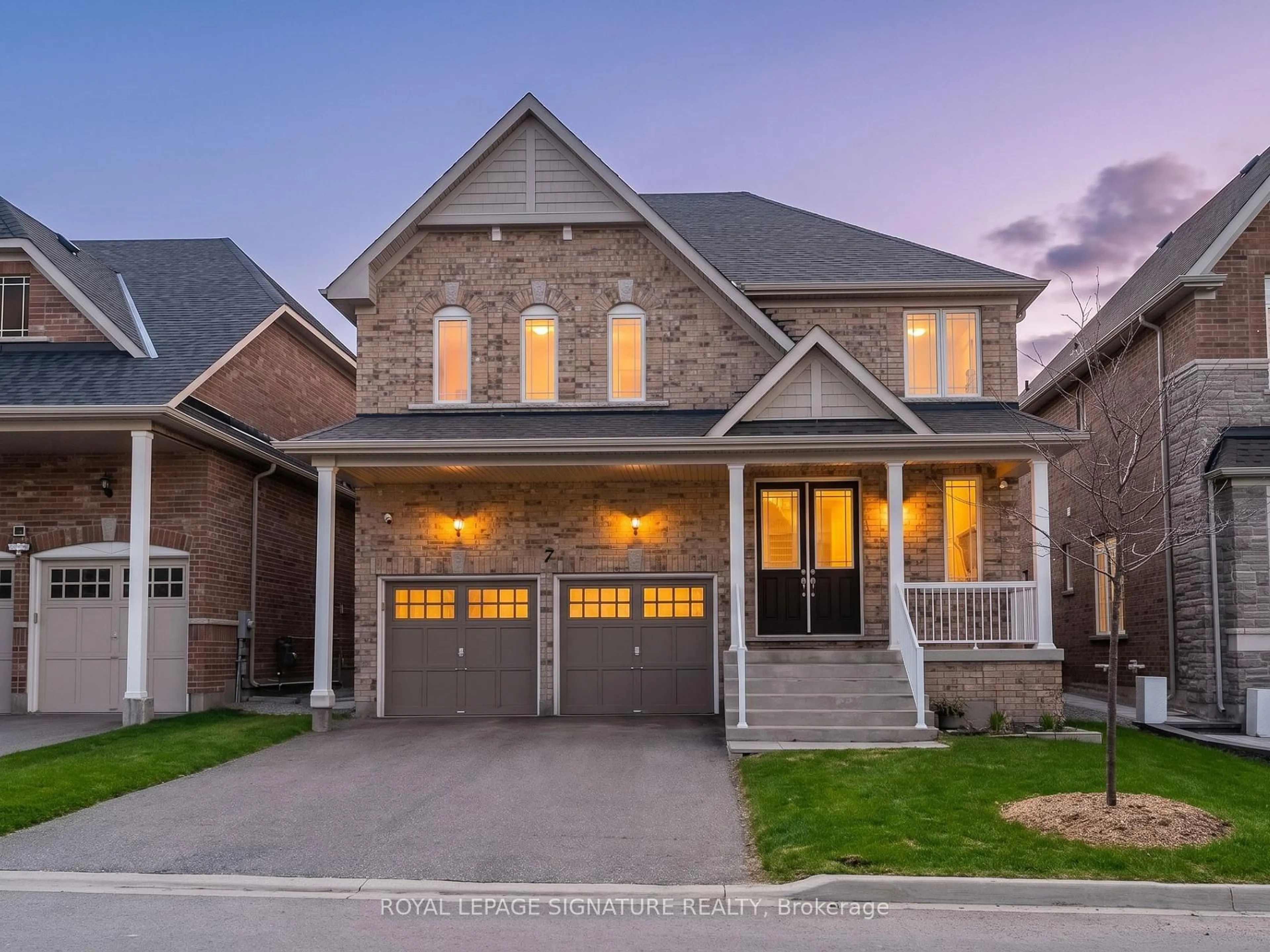 Home with brick exterior material, street for 7 Kingknoll Cres, Georgina Ontario L4P 0H6