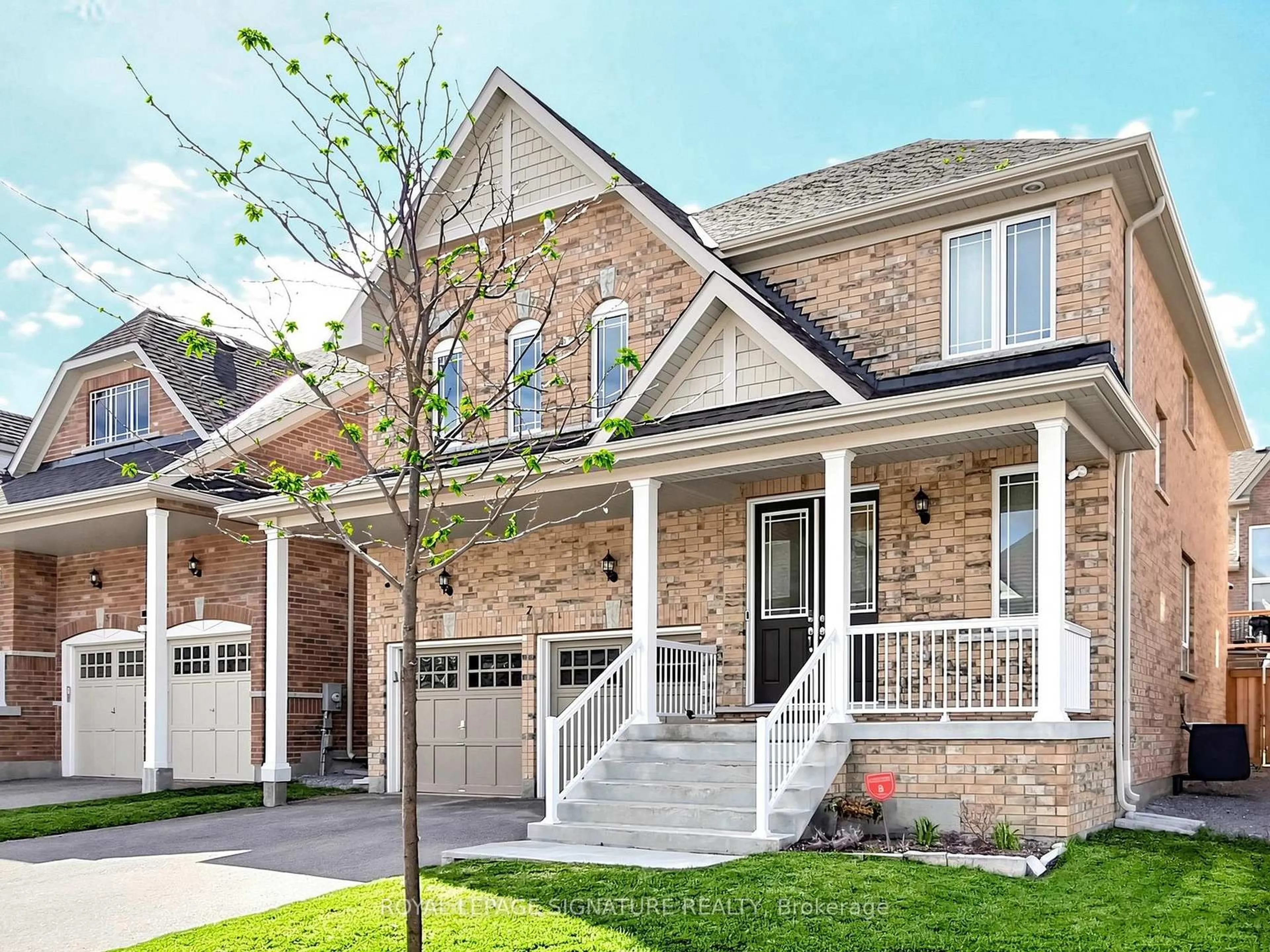 Home with brick exterior material, street for 7 Kingknoll Cres, Georgina Ontario L4P 0H6