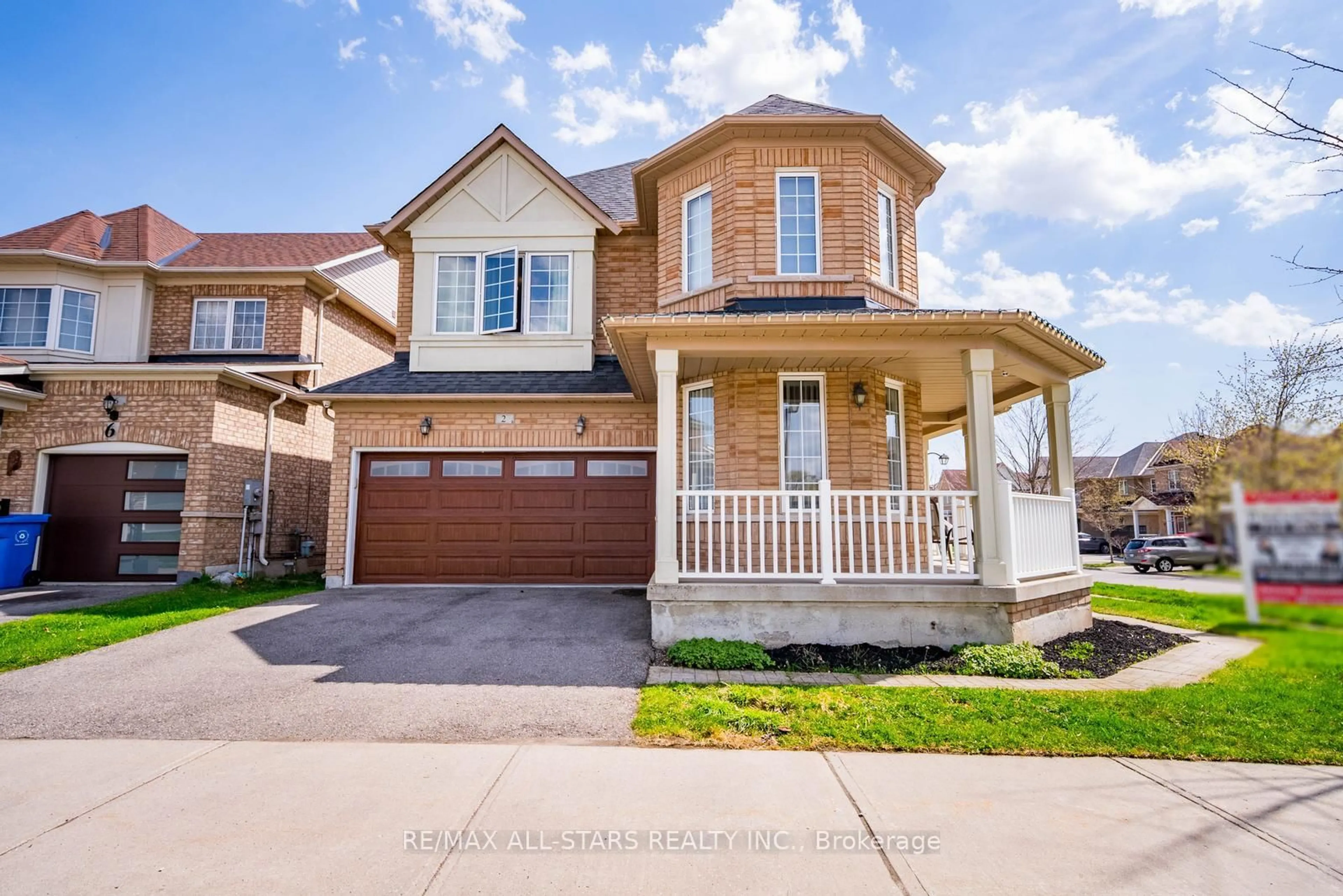 Home with brick exterior material, street for 2 Mantle Ave, Whitchurch-Stouffville Ontario L4A 0M4
