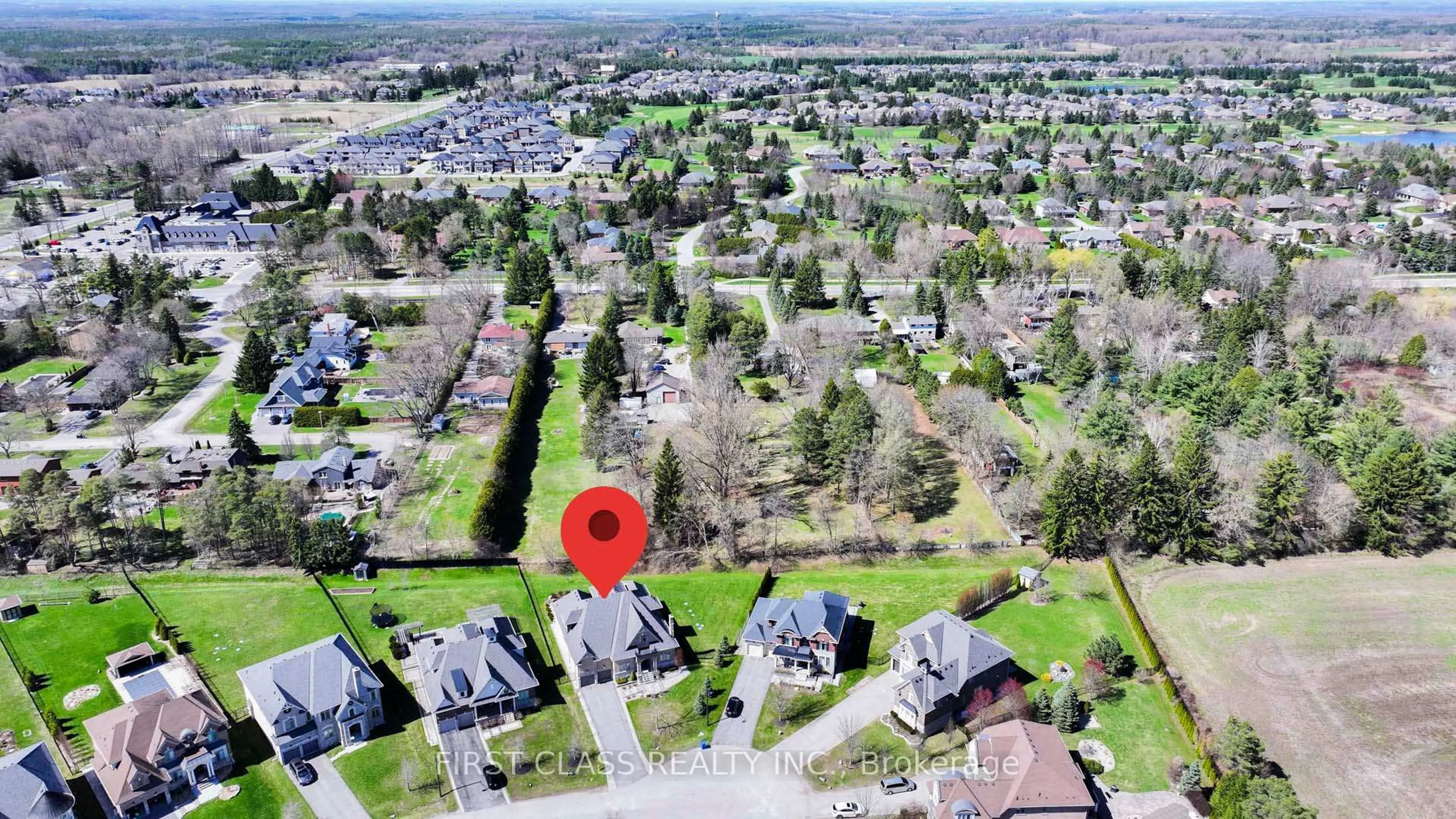 A pic from outside/outdoor area/front of a property/back of a property/a pic from drone, street for 30 Somer Rumm Crt, Whitchurch-Stouffville Ontario L4A 1X8
