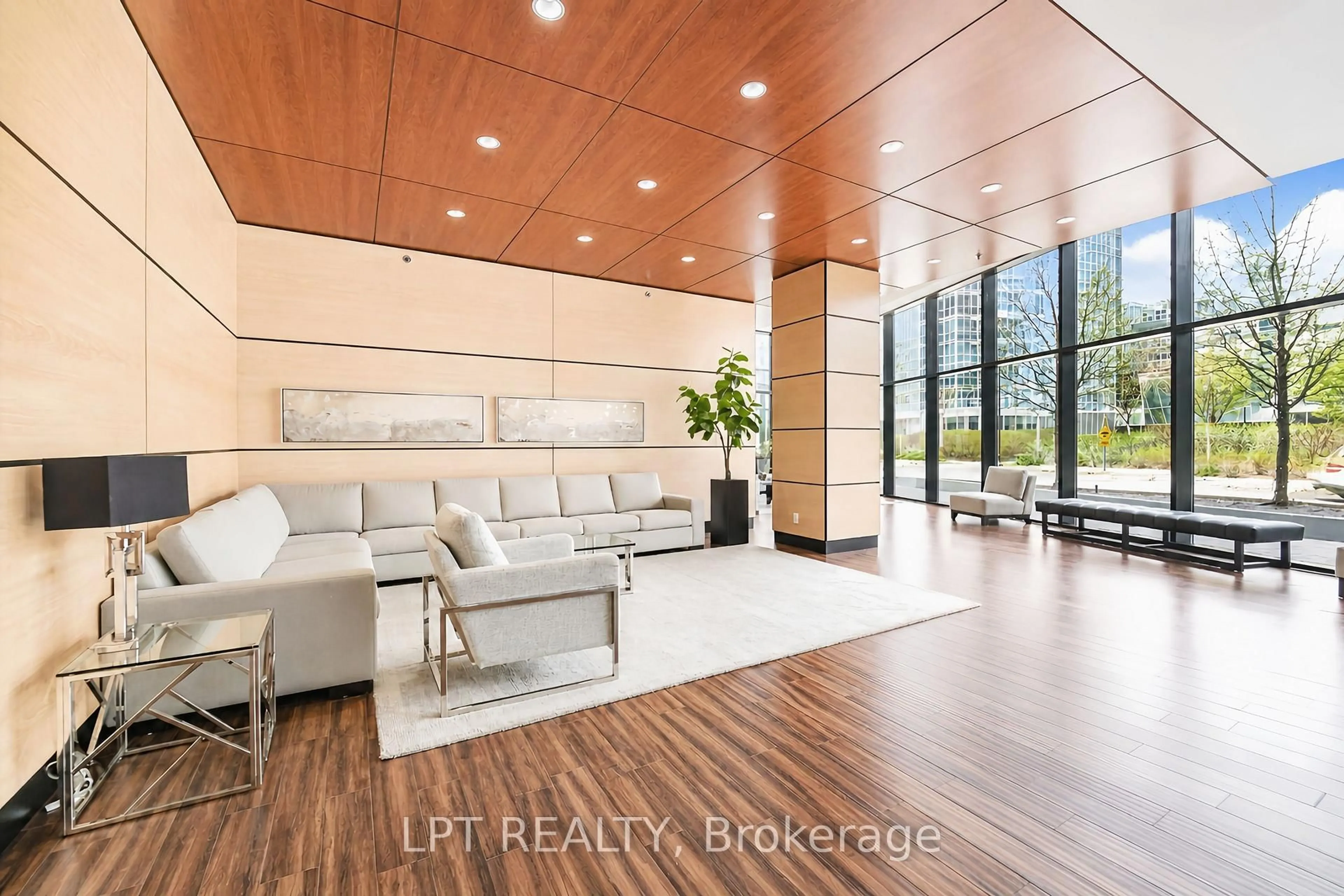 Lobby for 2900 Highway 7 #312, Vaughan Ontario L4K 0G3